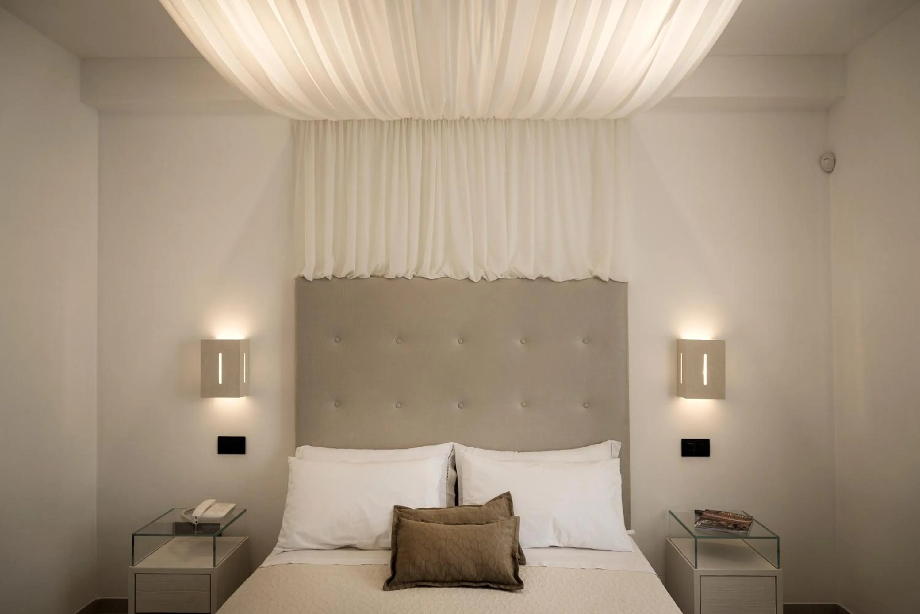 Bed in Masseria Muntibianchi AgriResort Restaurant & SPA