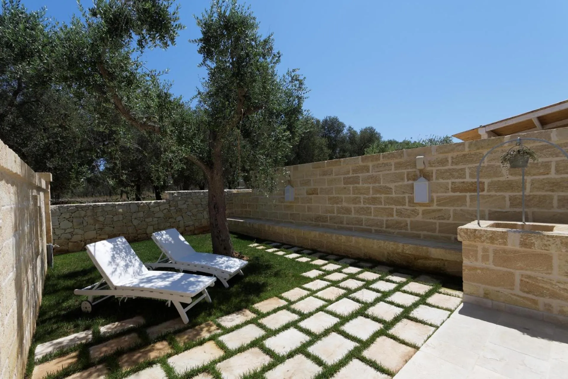 Day in Masseria Muntibianchi AgriResort Restaurant & SPA