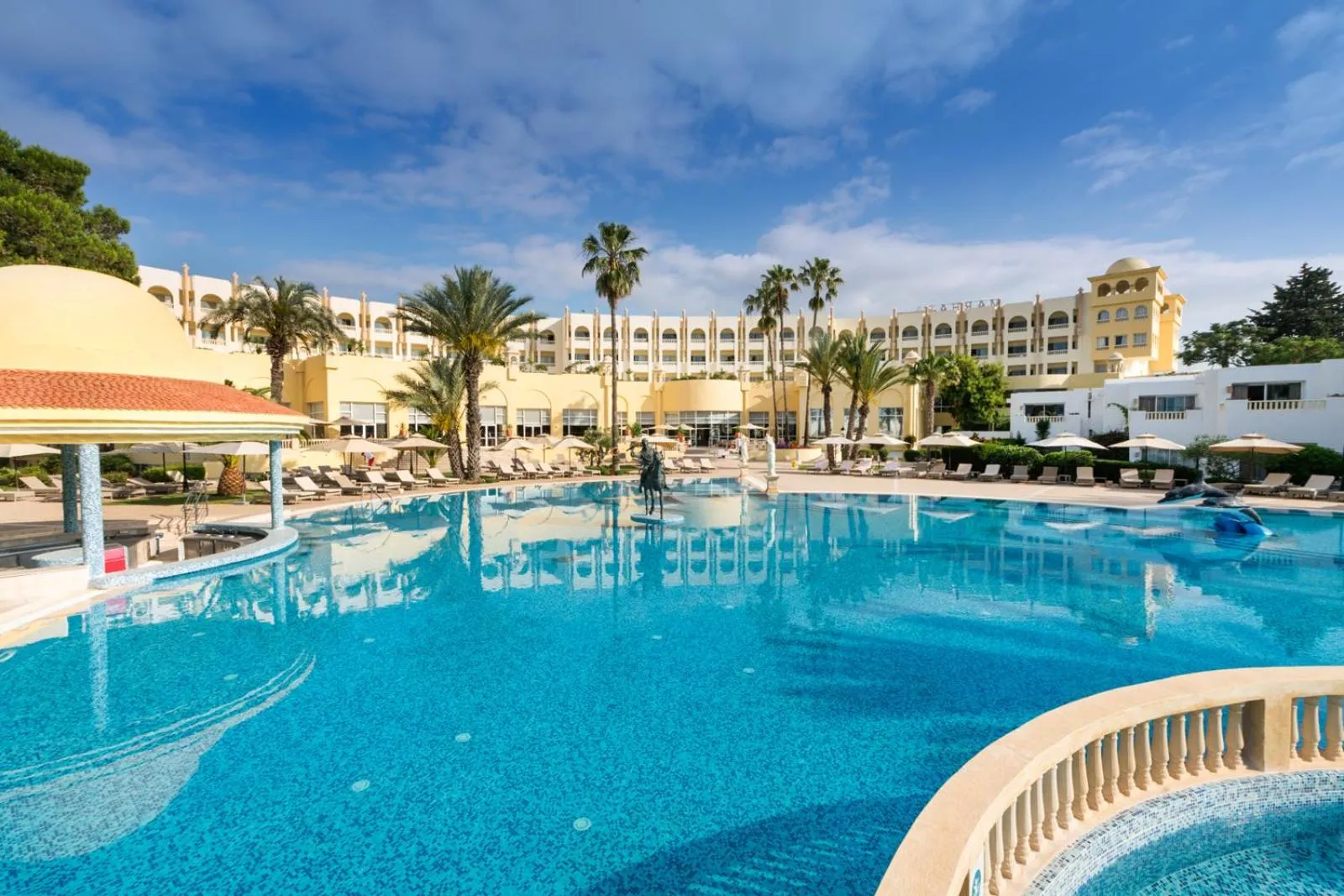 Swimming pool in Steigenberger Marhaba Thalasso Hammamet