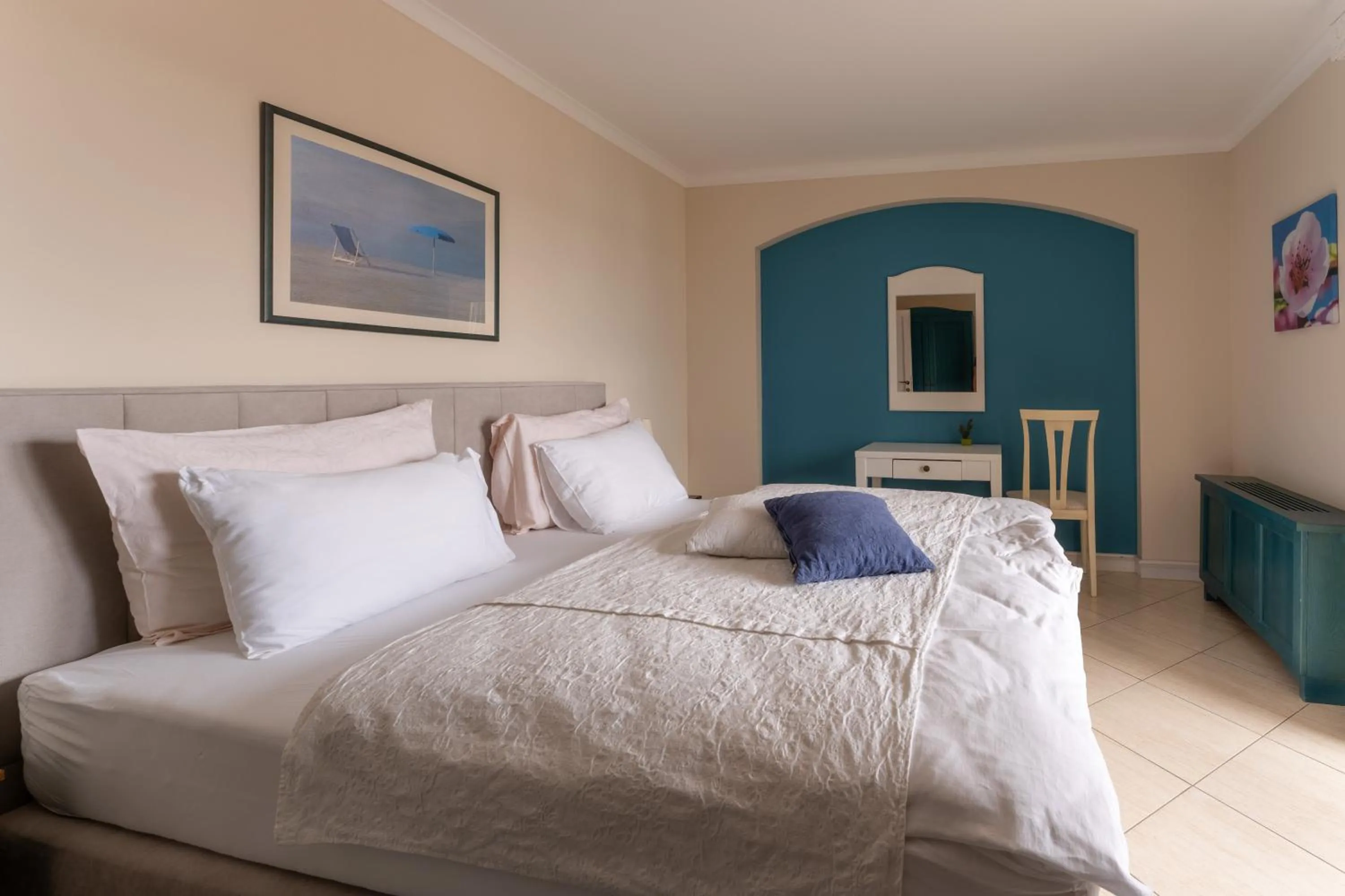 Bed in Hotel Abalone