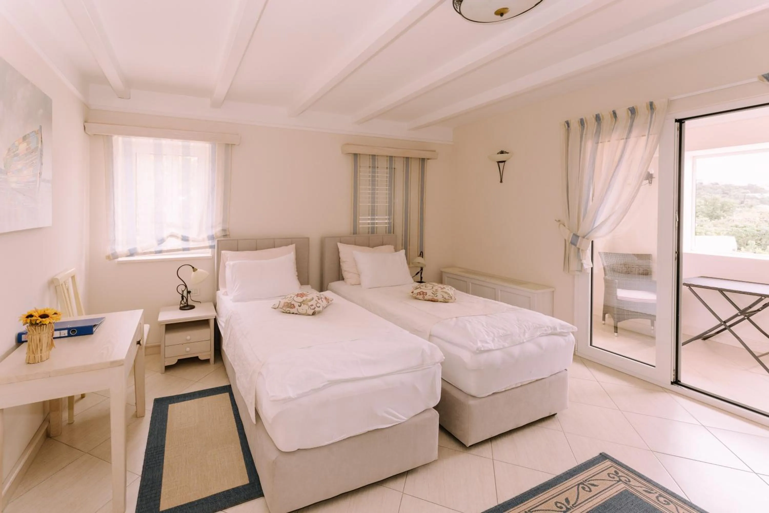 Bed in Hotel Abalone