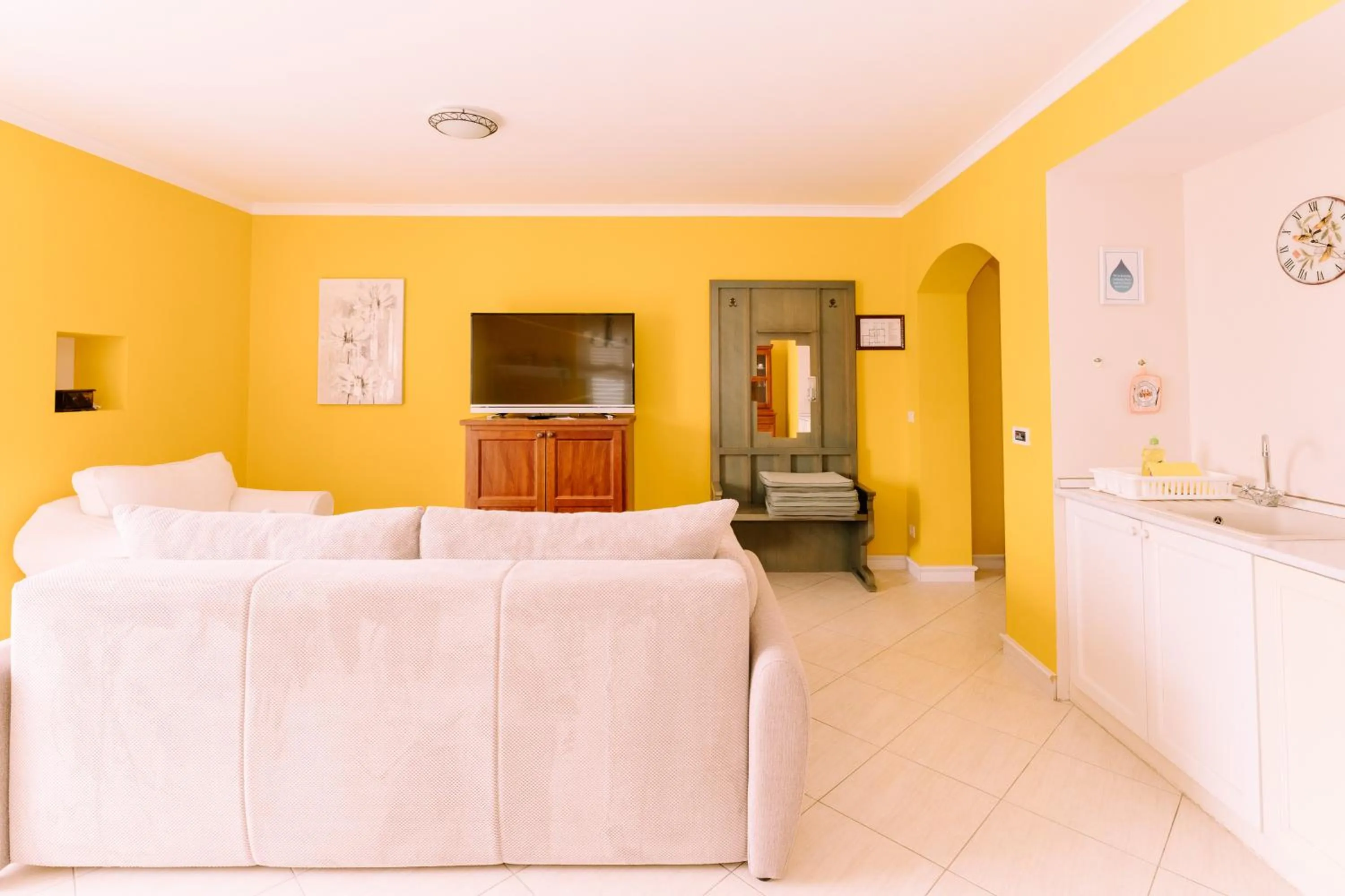 Living room in Hotel Abalone