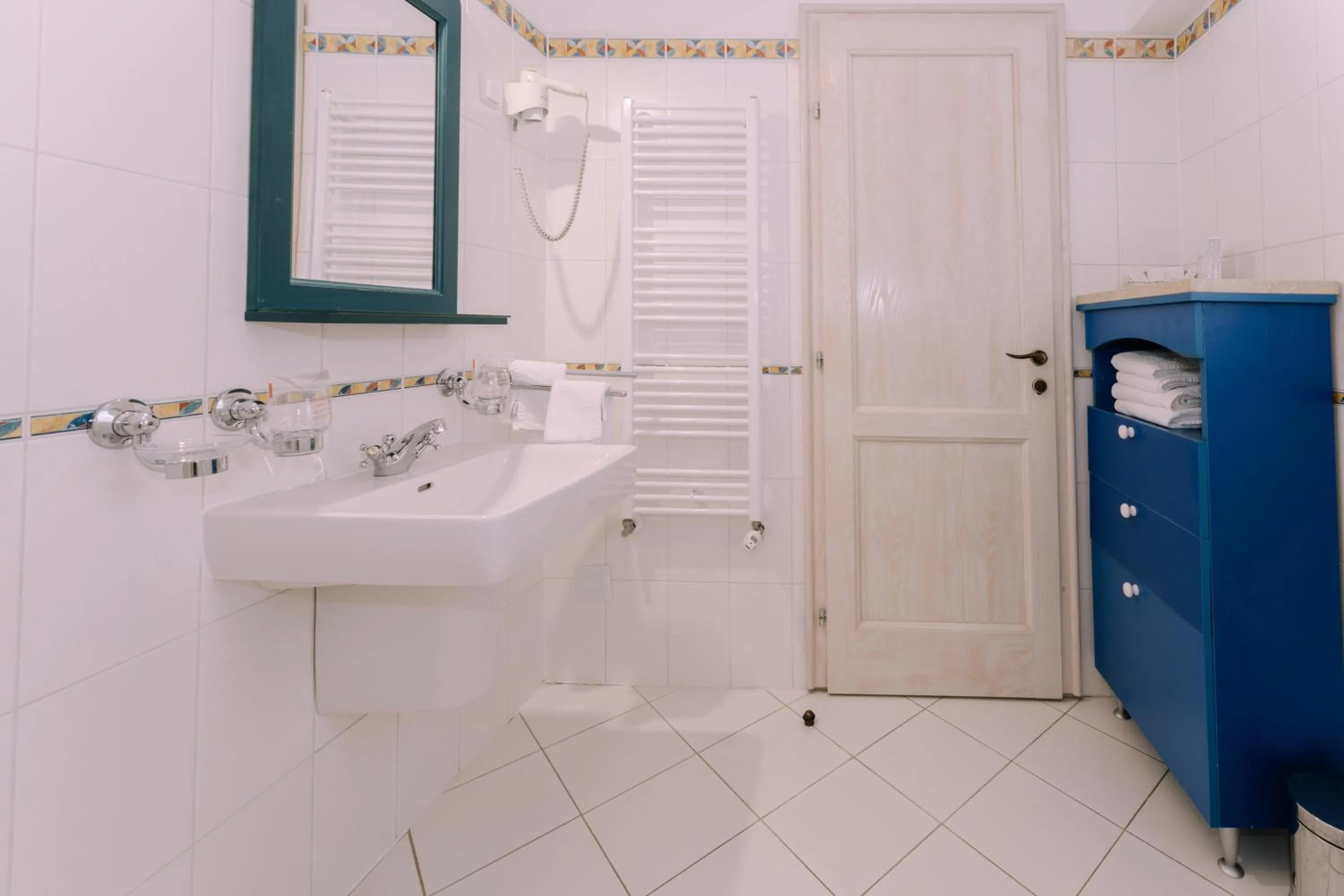 Toilet in Hotel Abalone