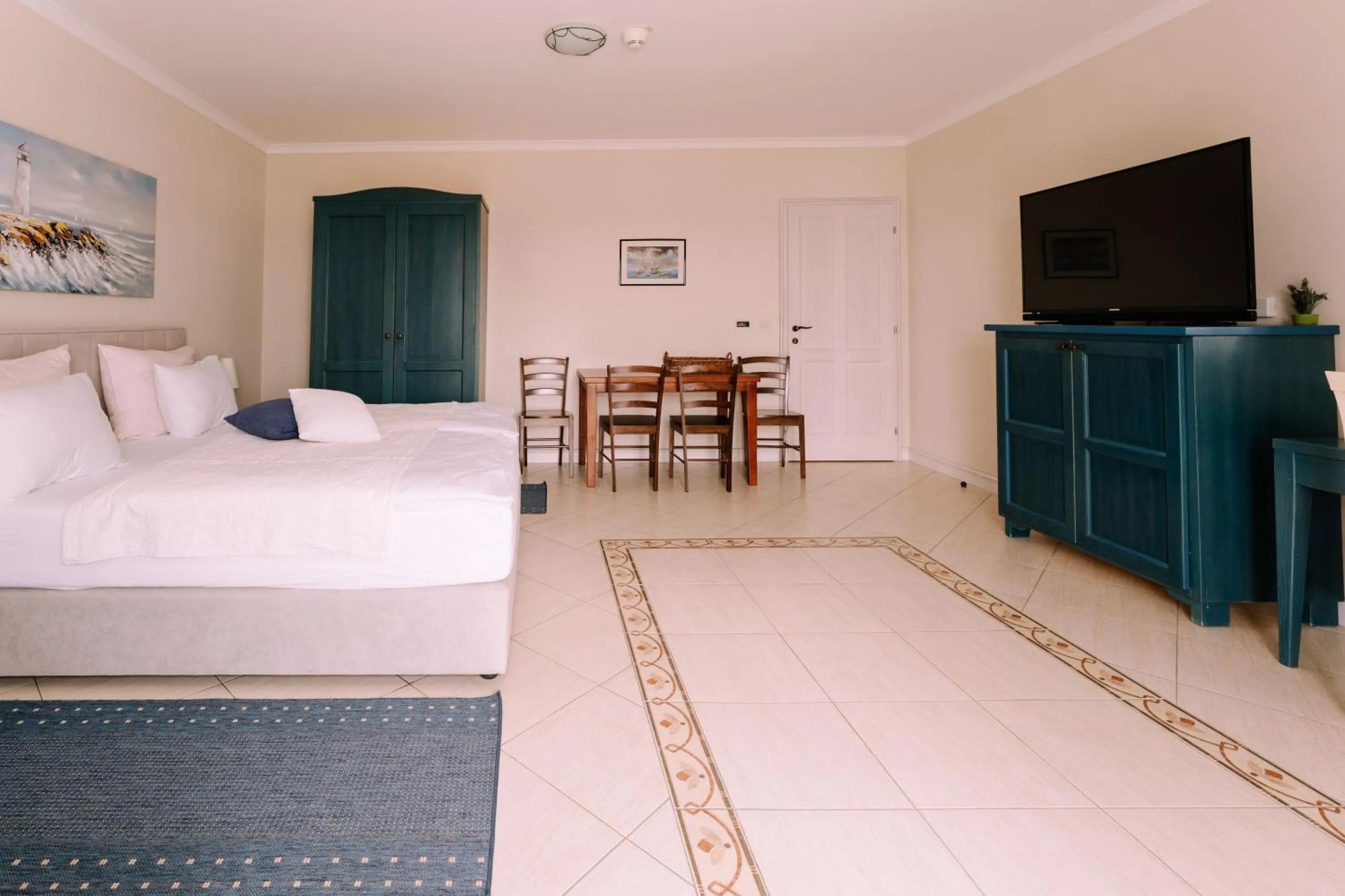 Bed in Hotel Abalone