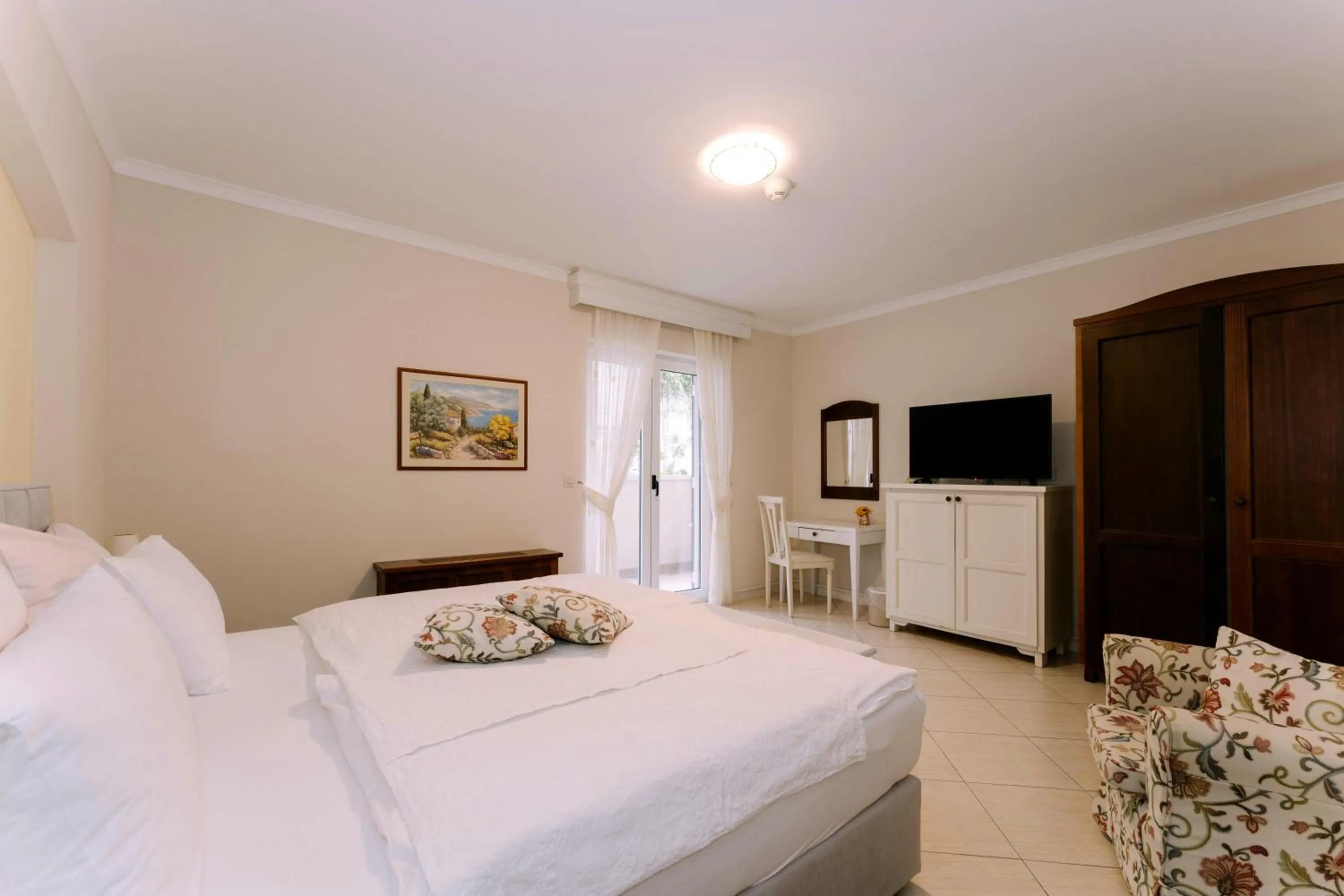 Bed in Hotel Abalone