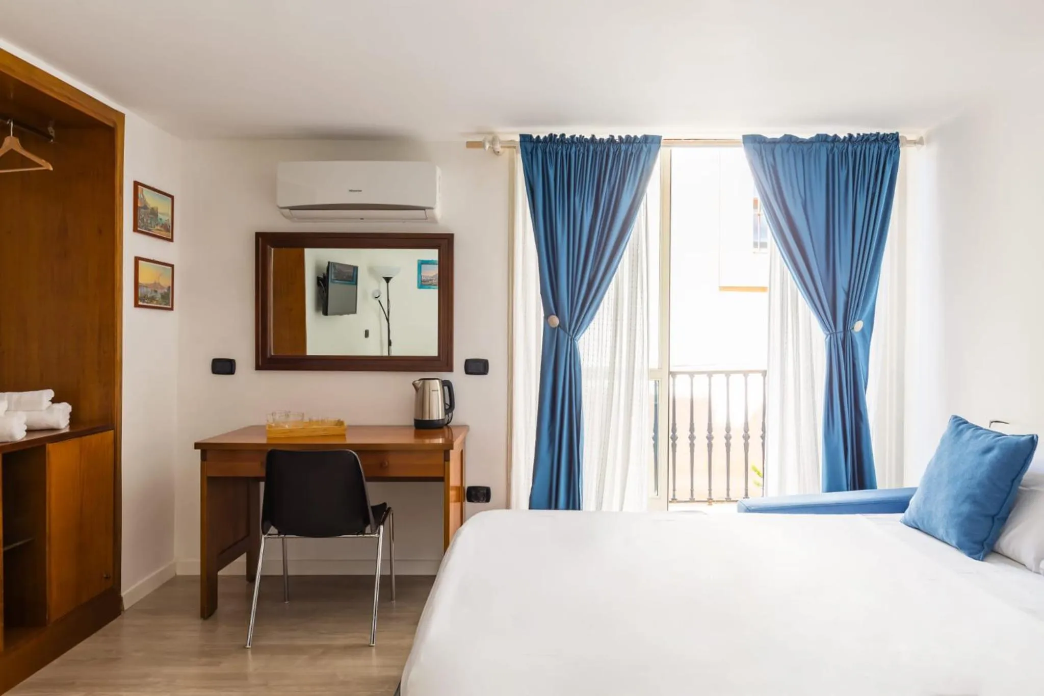 Bed in B&B Antica Napoli