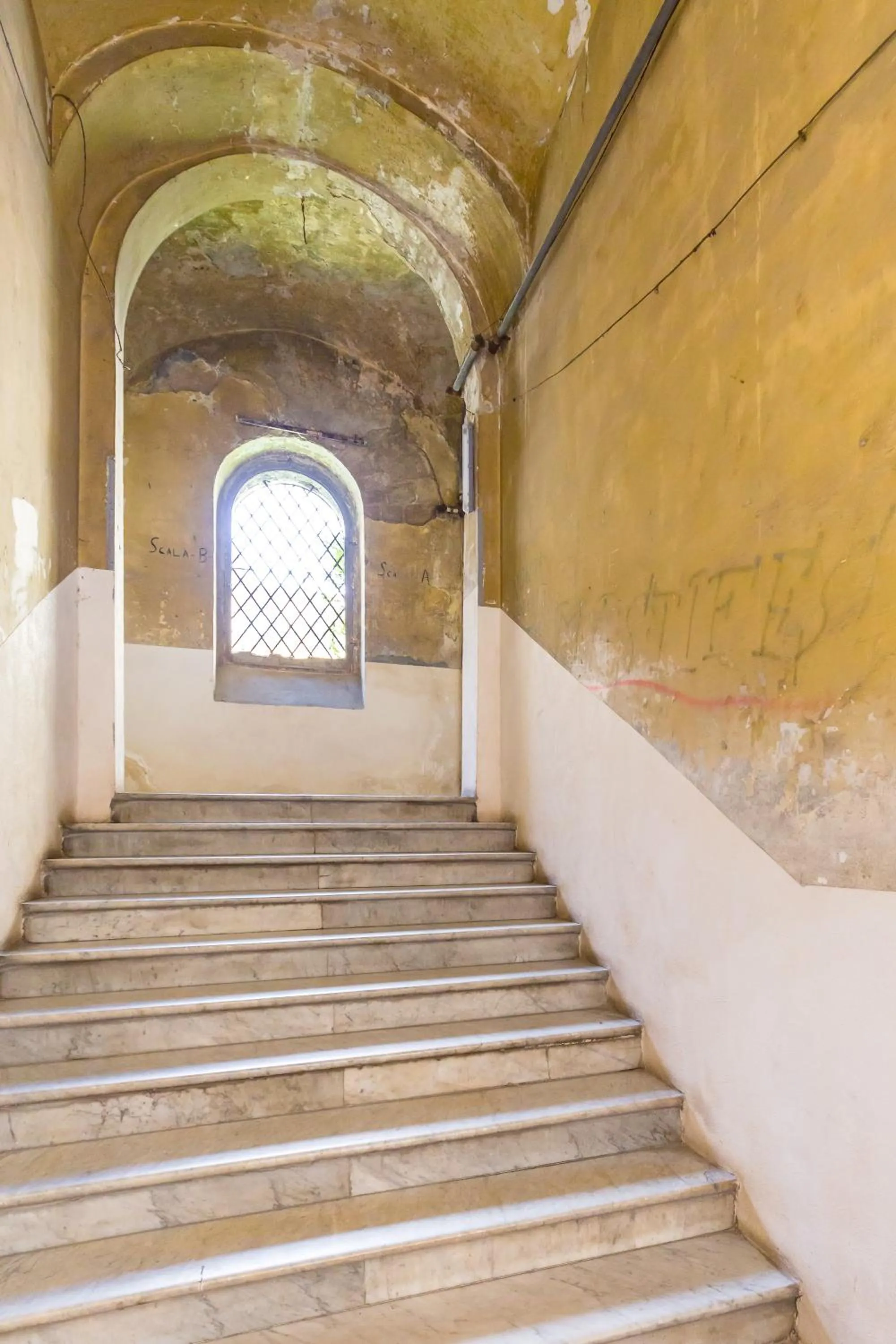 Facade/entrance in B&B Antica Napoli