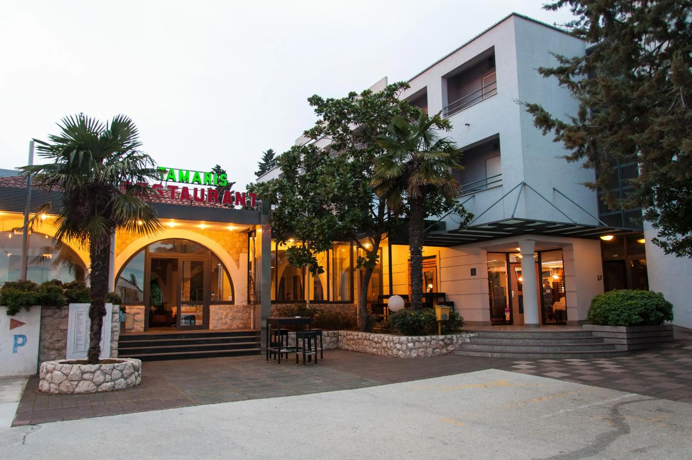 Property building in Tamaris Rooms