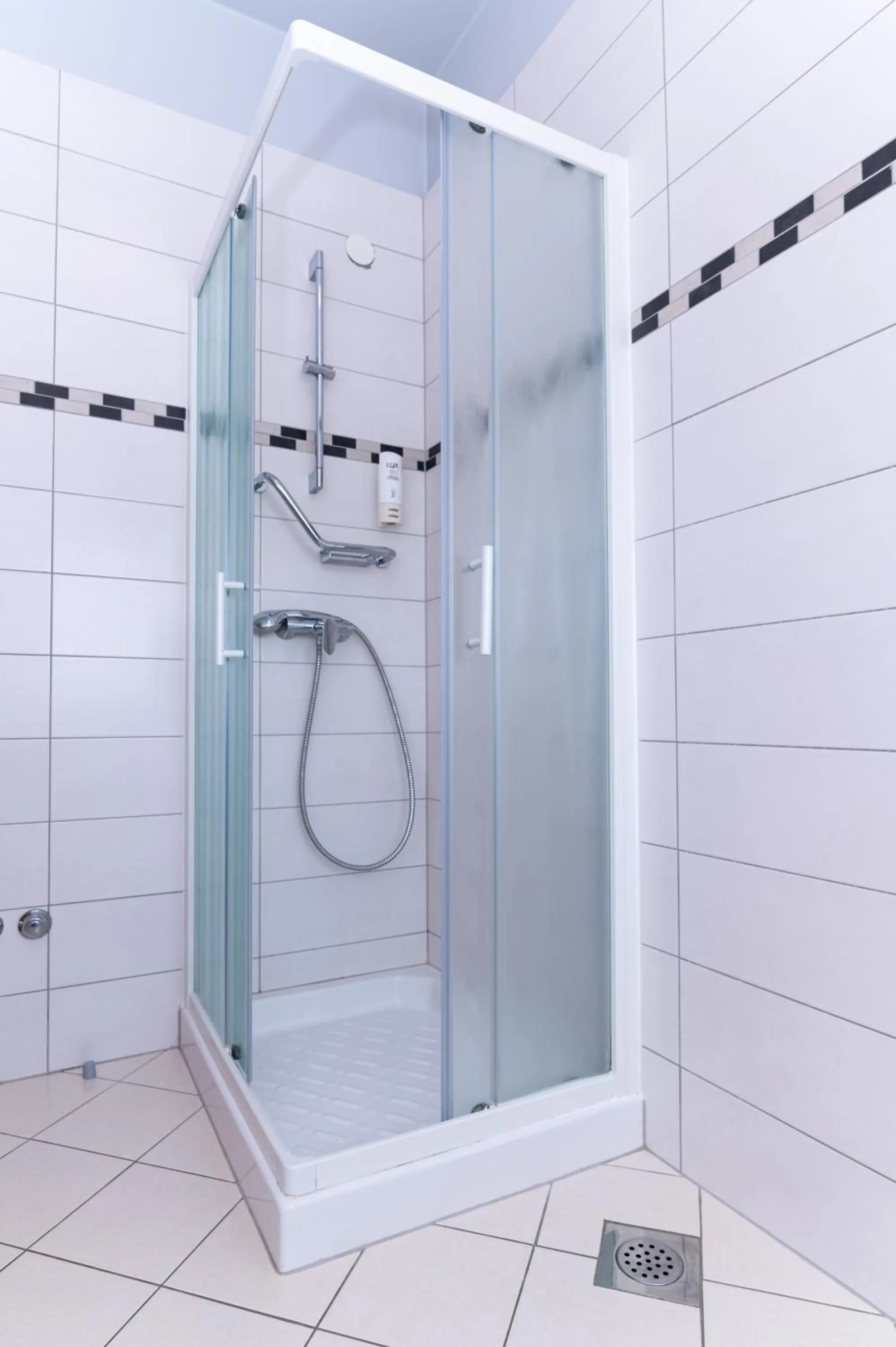 Bathroom in Tamaris Rooms