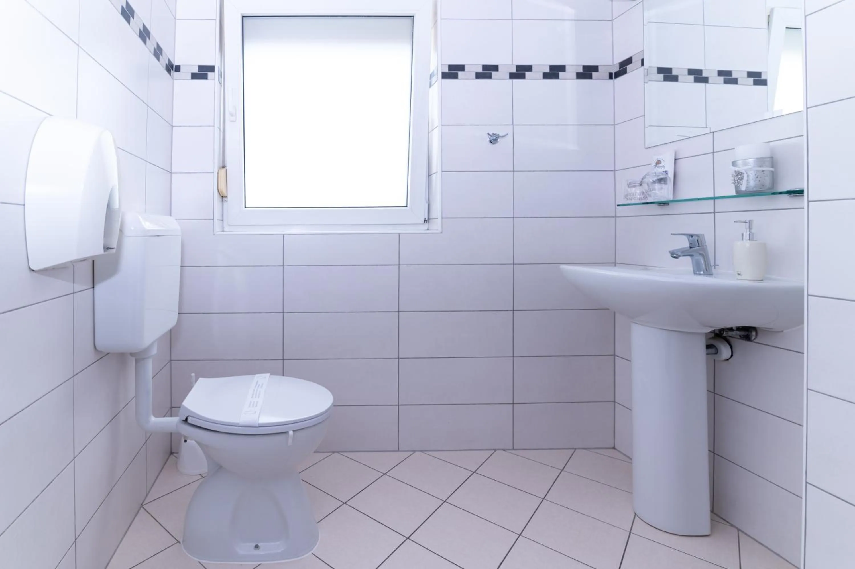 Bathroom in Tamaris Rooms