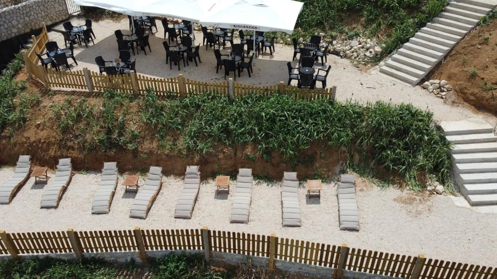 sunbed in Hotel Biser