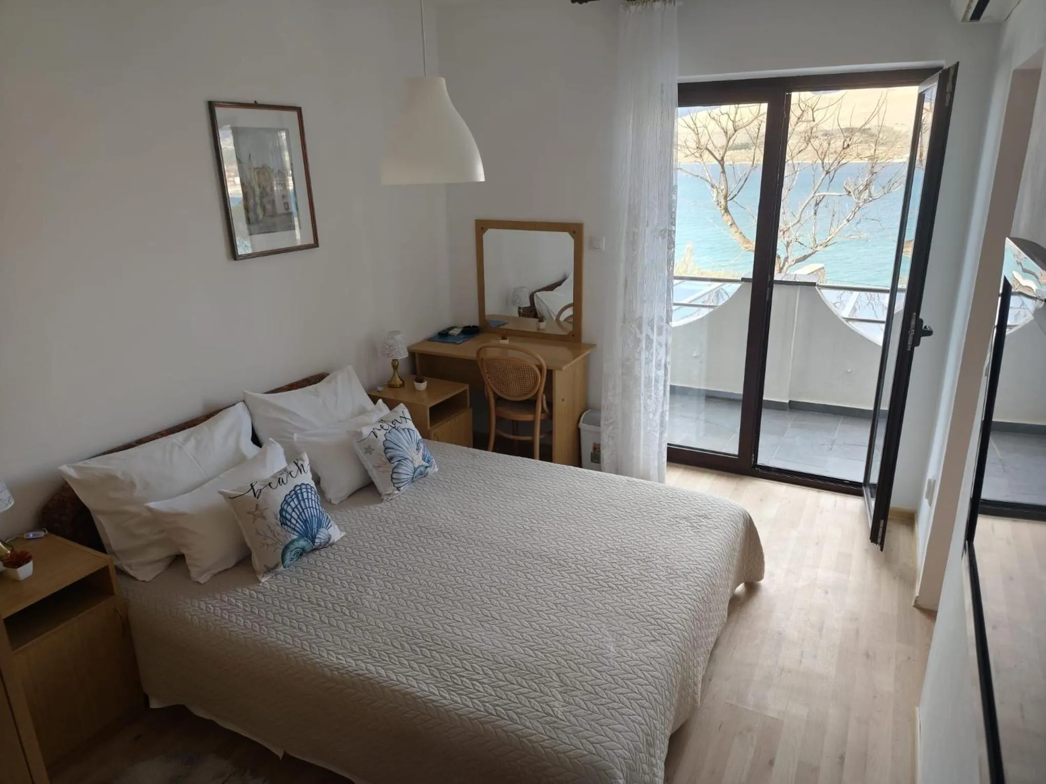 Photo of the whole room, Bed in Hotel Biser