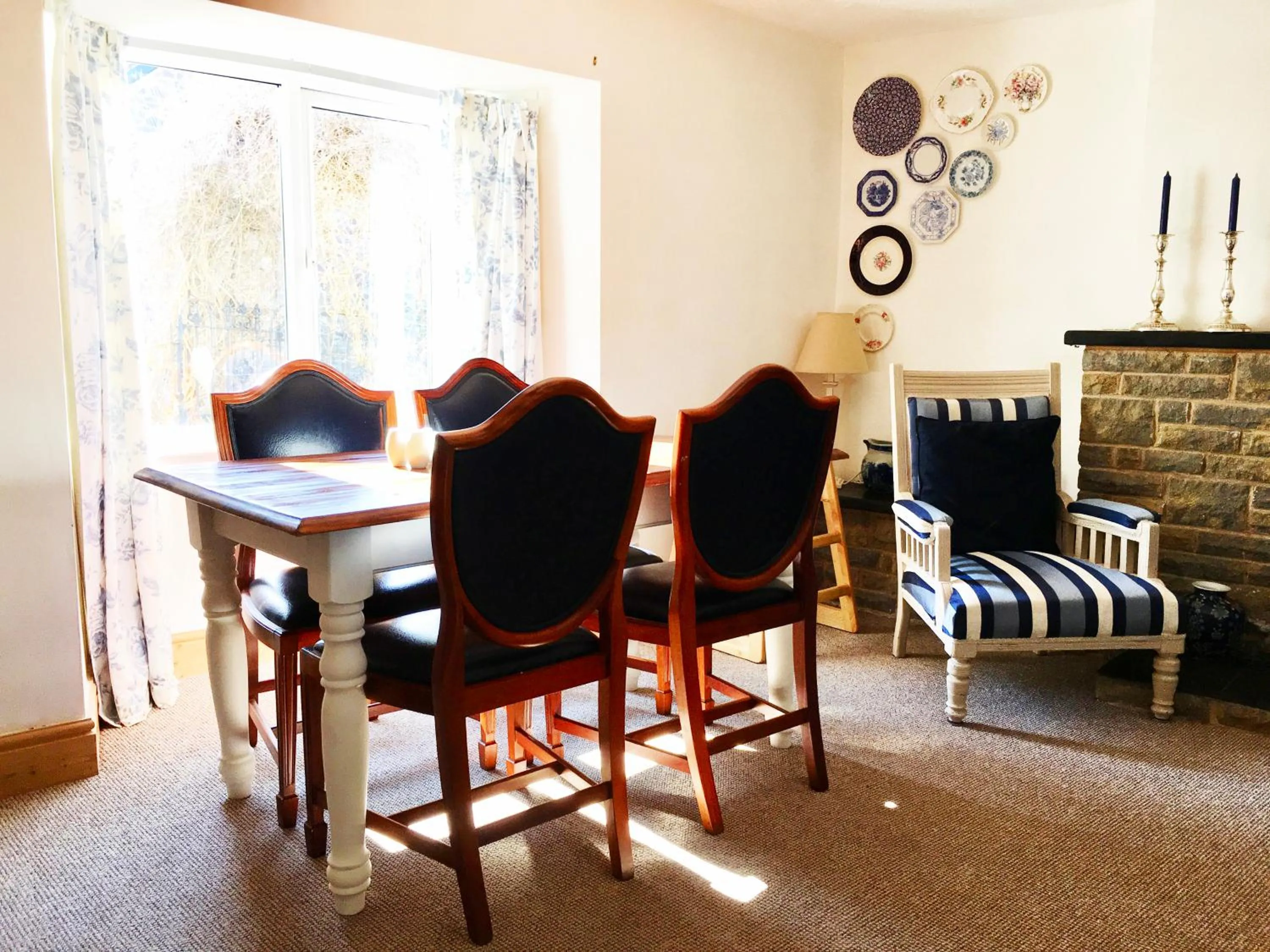 Seating area in Hillside Bed and Breakfast