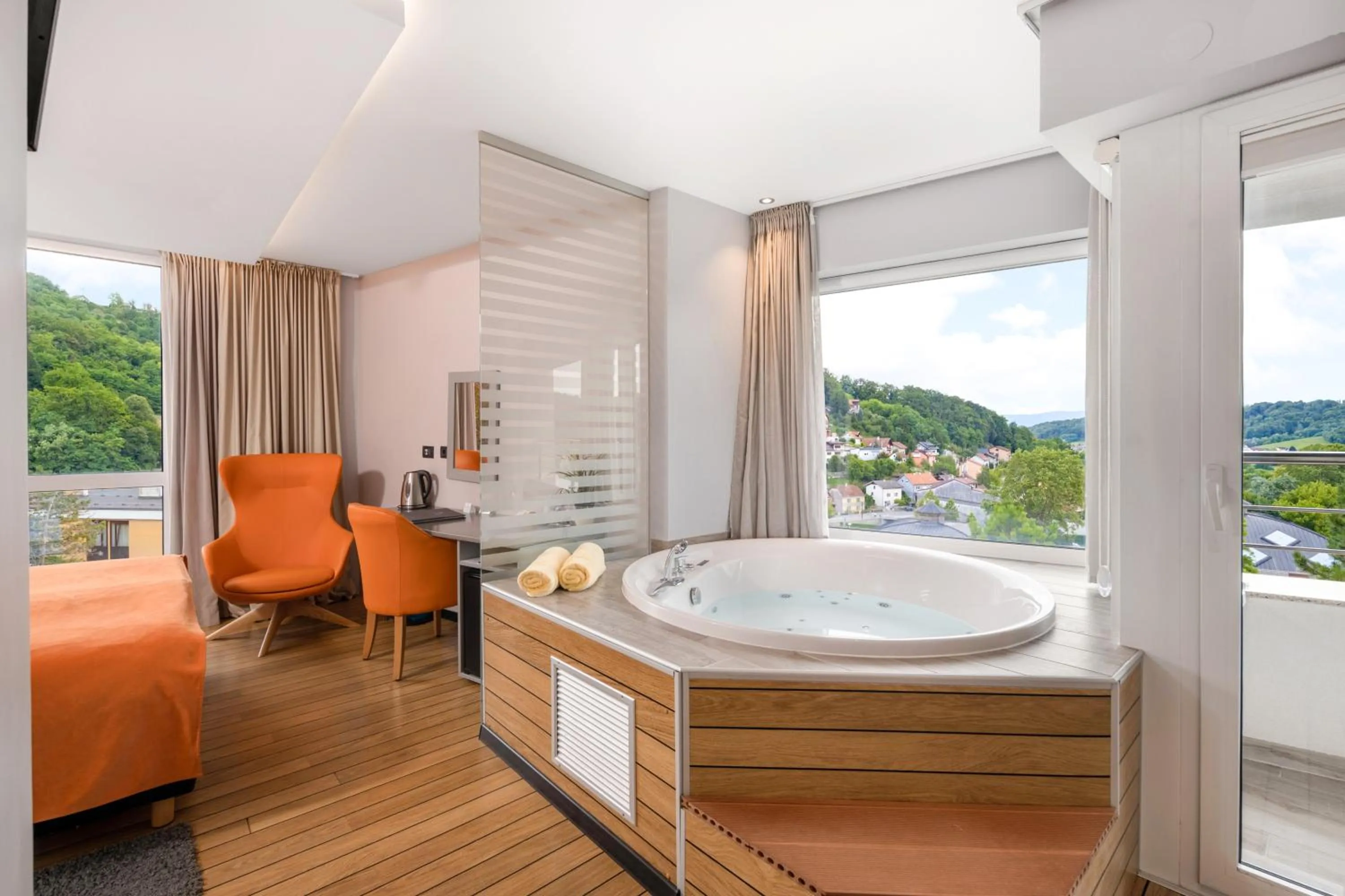 Hot Tub, Bed in Wellness Hotel Villa Magdalena