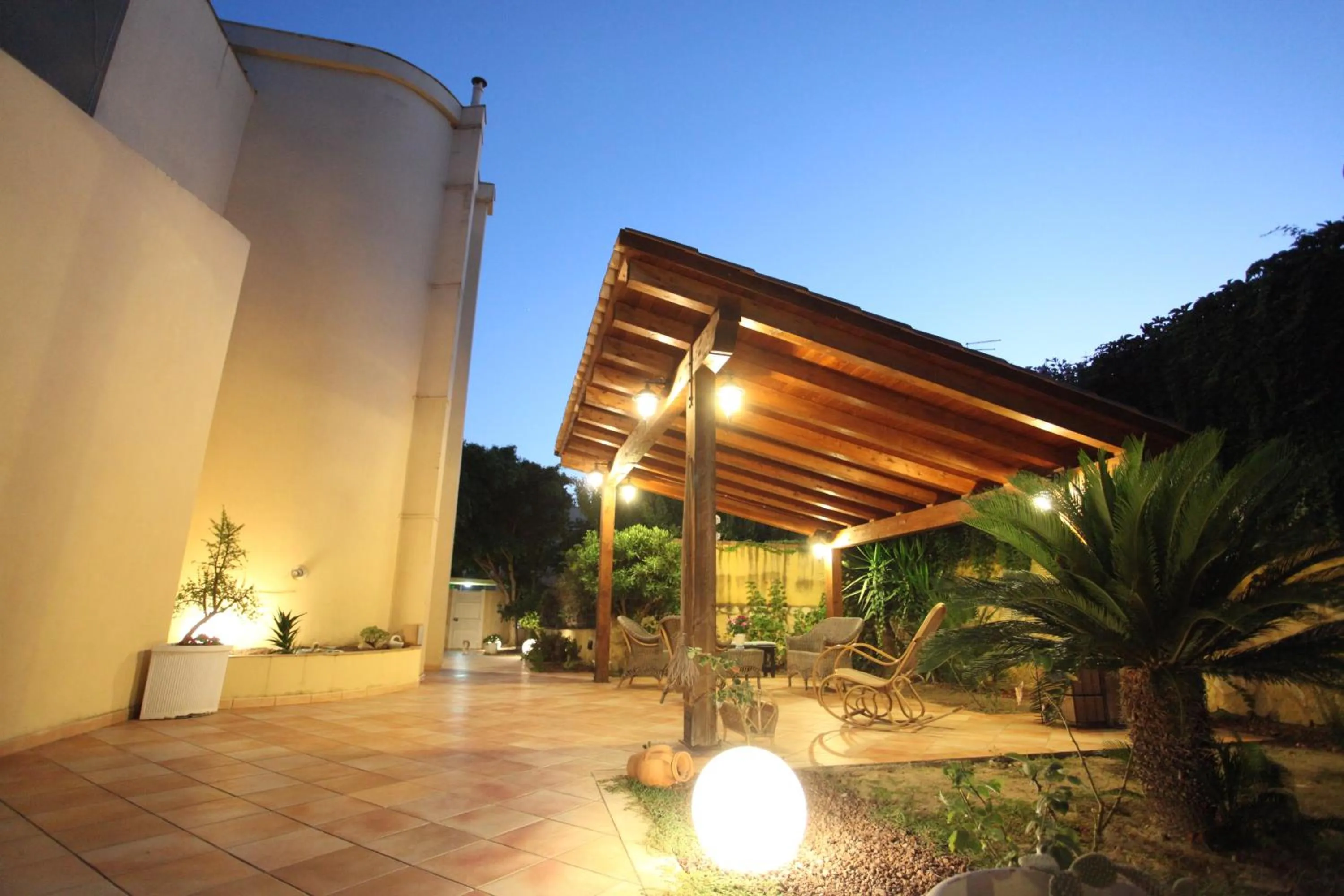 Patio in B&B Villa Maiolica