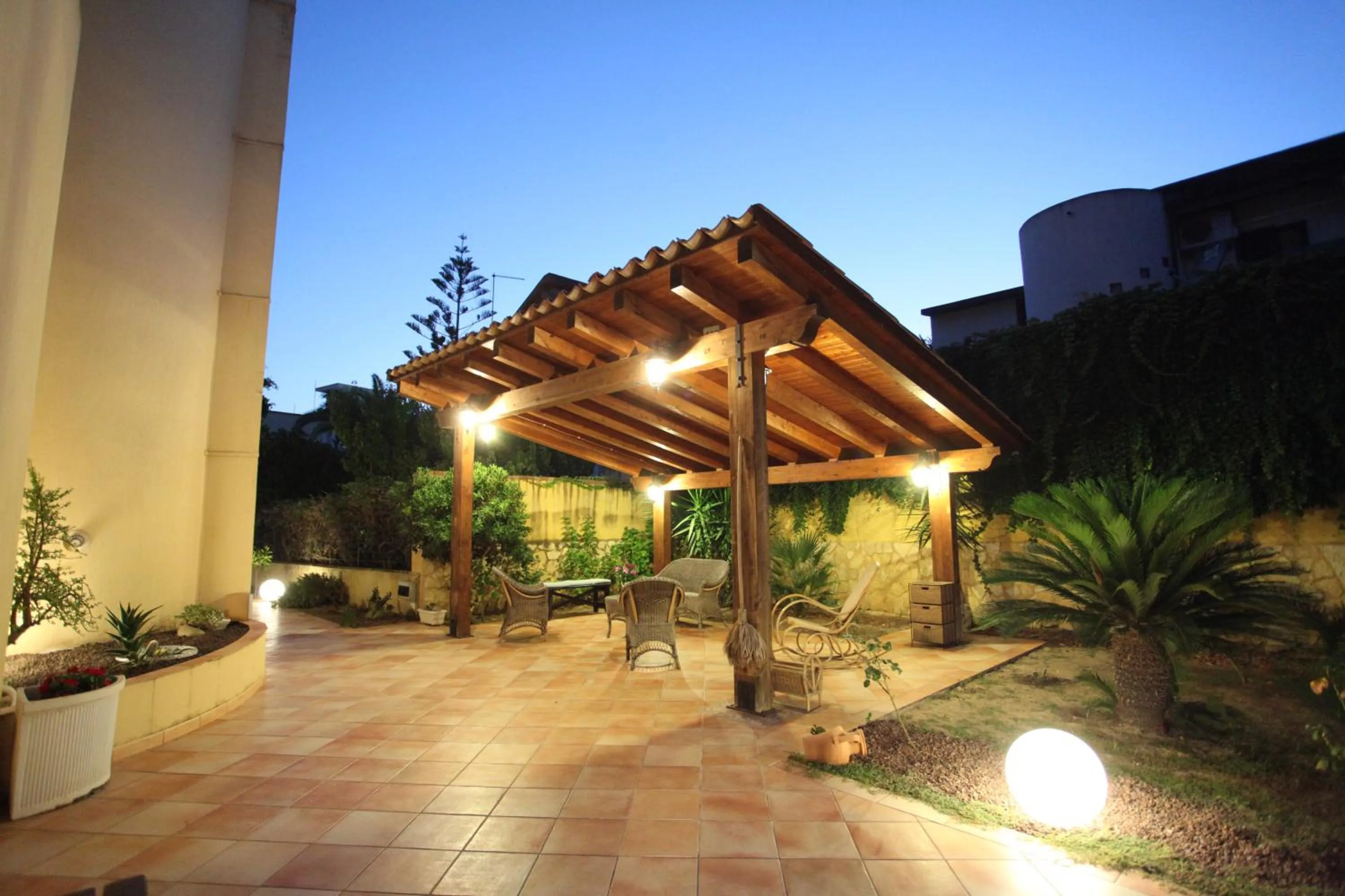 Patio in B&B Villa Maiolica