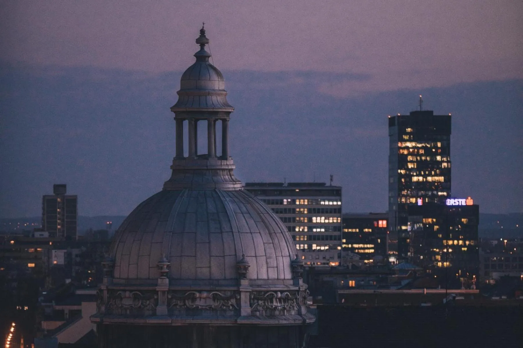 Night in Stellar Boutique Modules by Maistra City Vibes