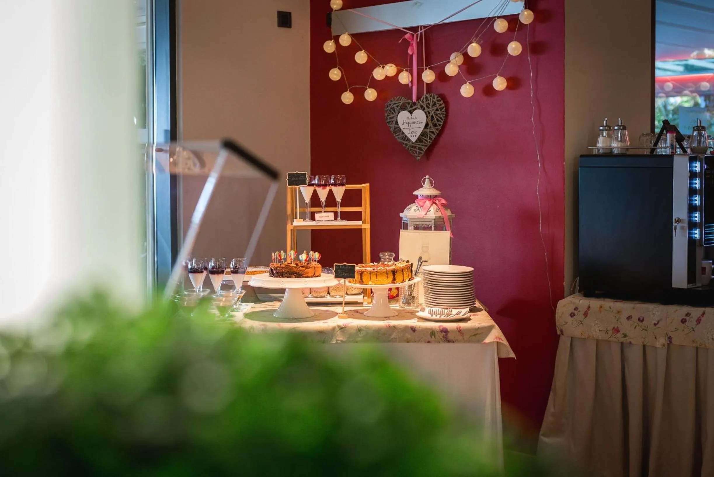 Restaurant/places to eat in Hotel Maritimo