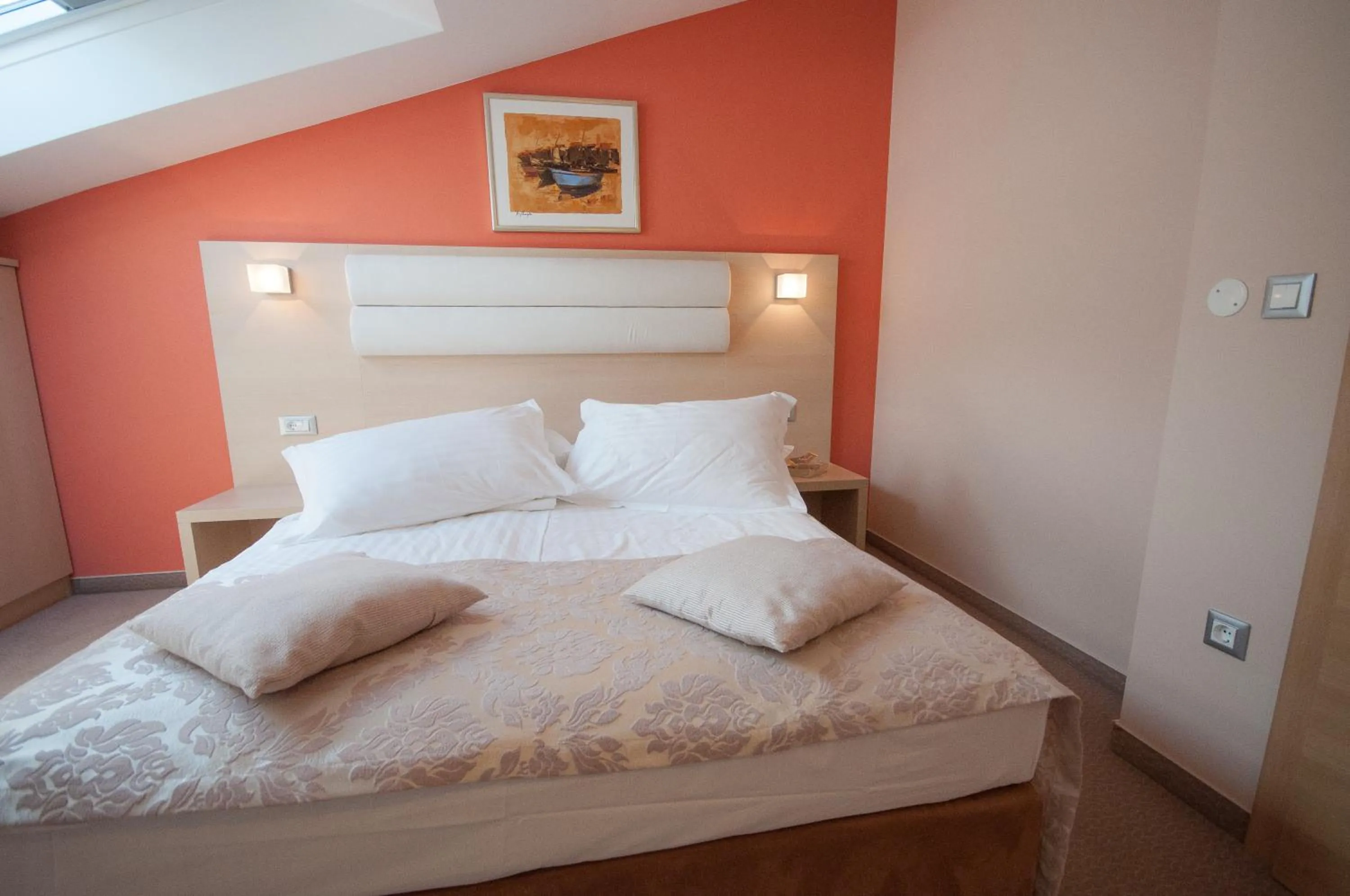 Bed in Hotel Maritimo