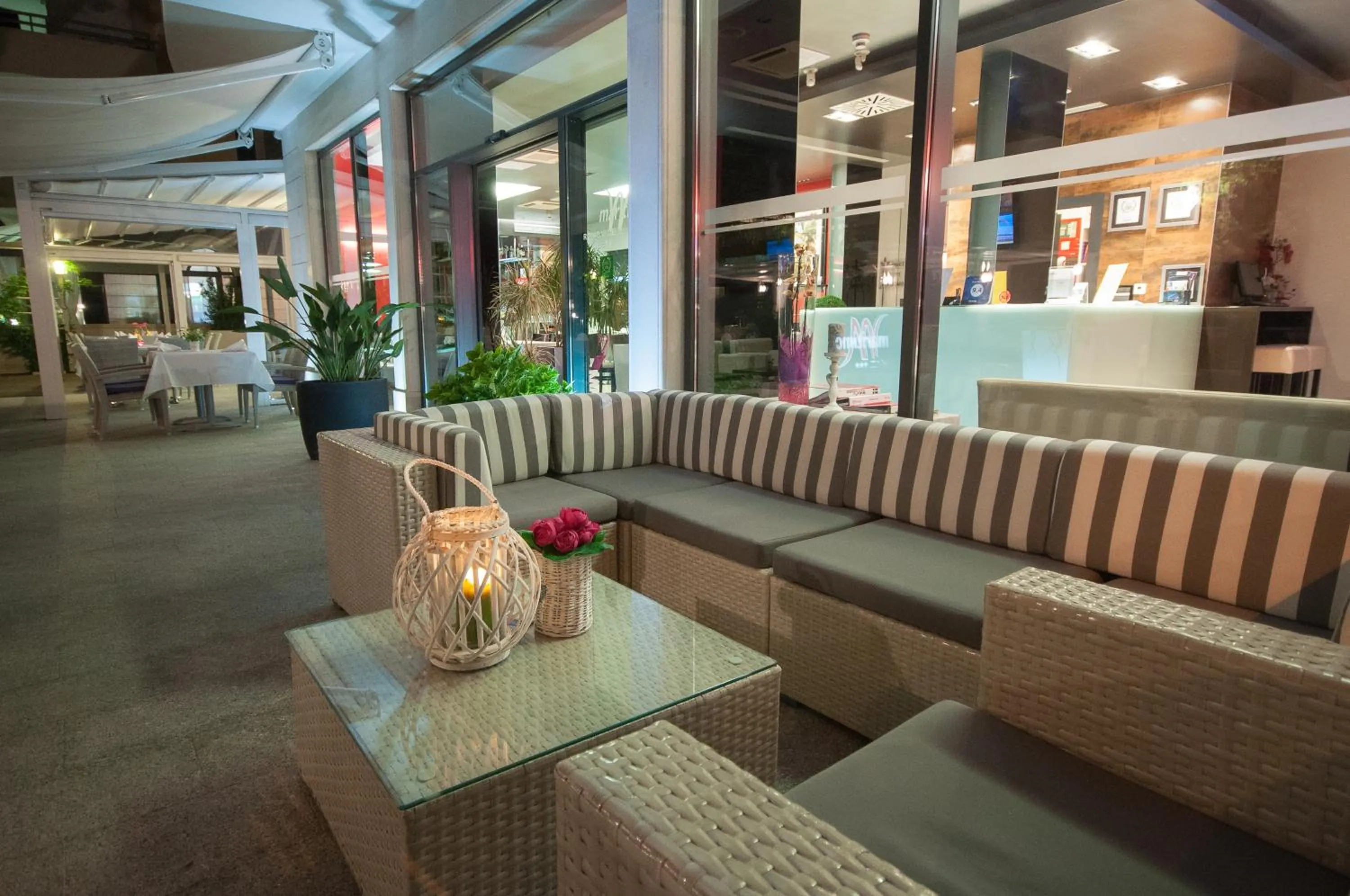 Lounge or bar in Hotel Maritimo