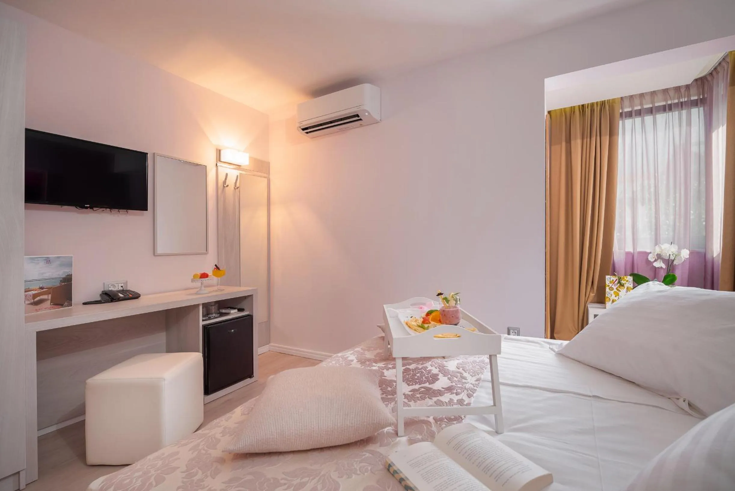 Bed in Hotel Maritimo