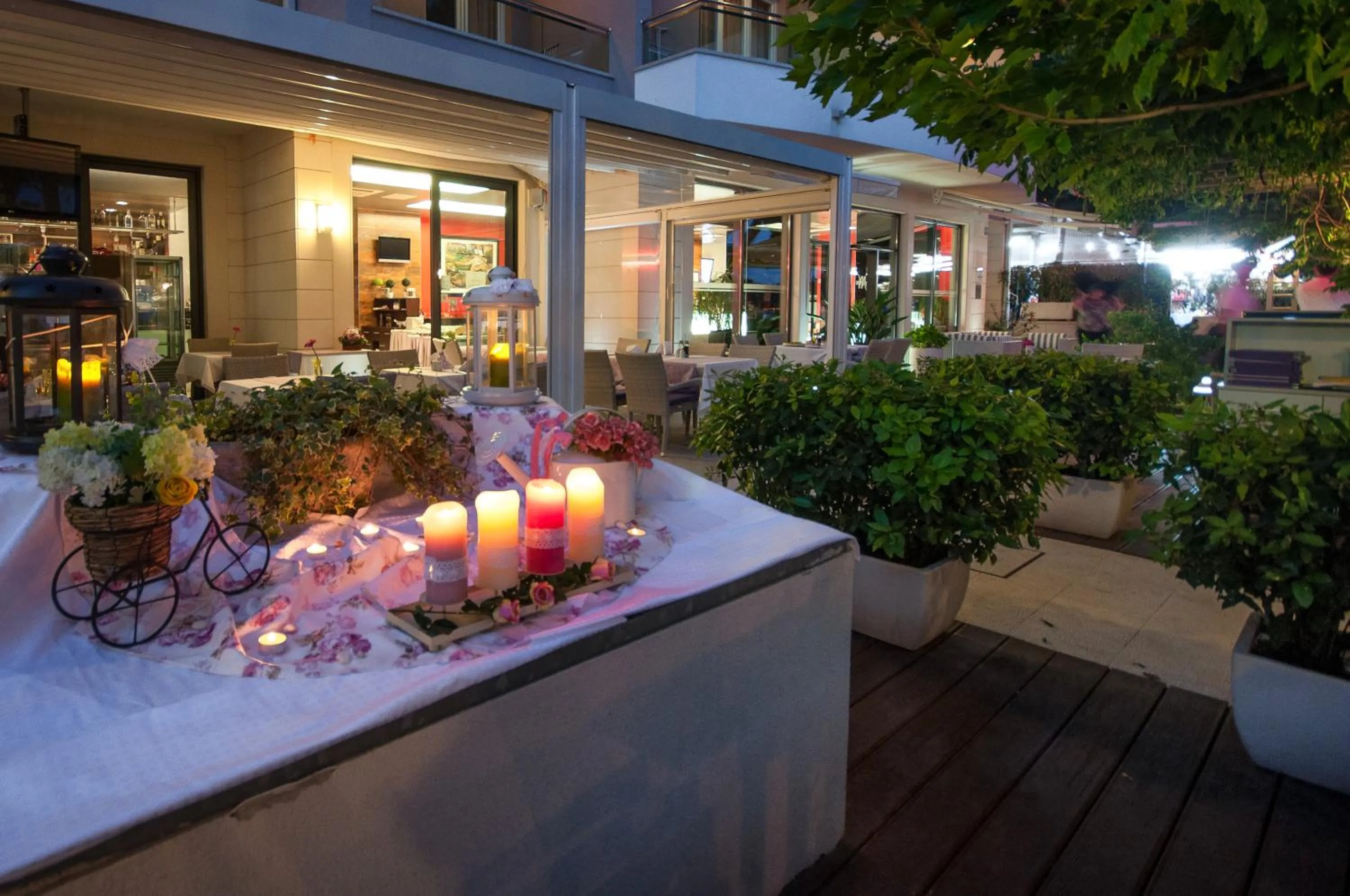 Decorative detail in Hotel Maritimo