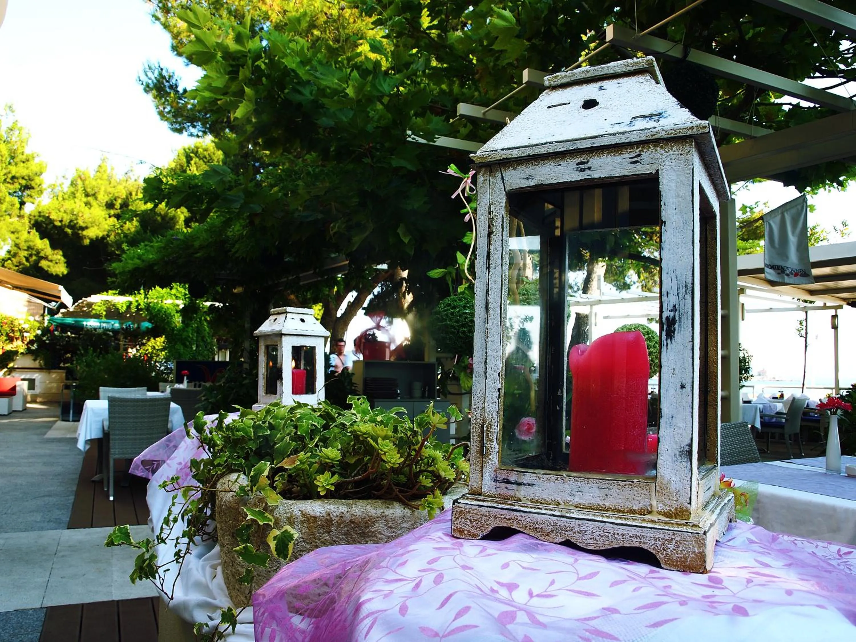 Decorative detail in Hotel Maritimo