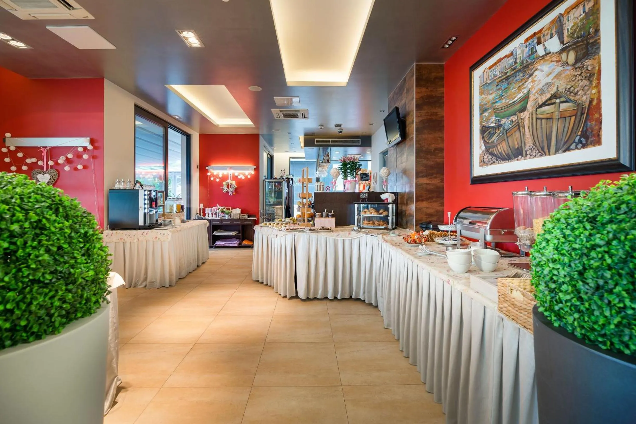 Restaurant/places to eat in Hotel Maritimo