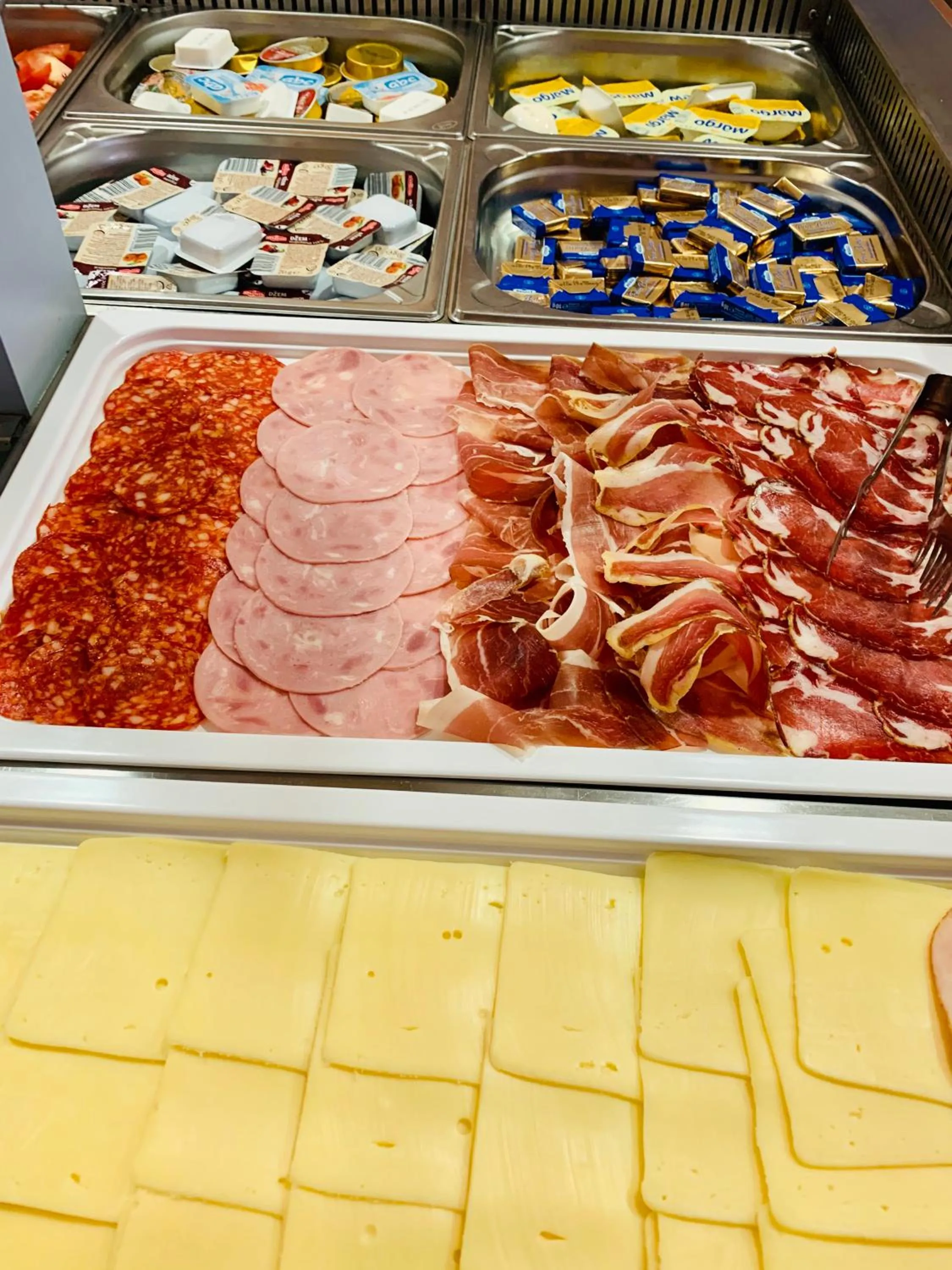 Breakfast in Hotel Duje