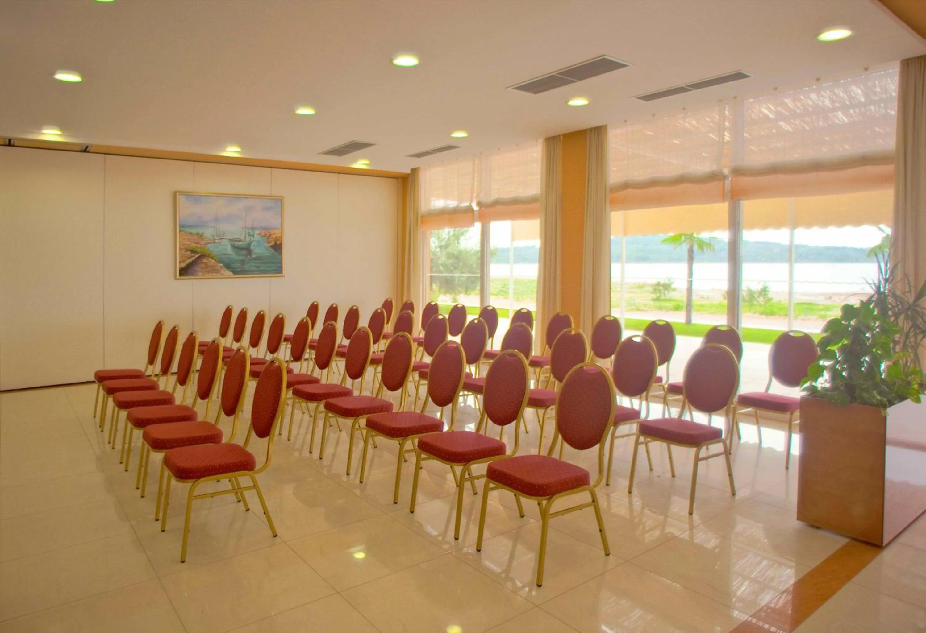 Business facilities in Hotel Duje