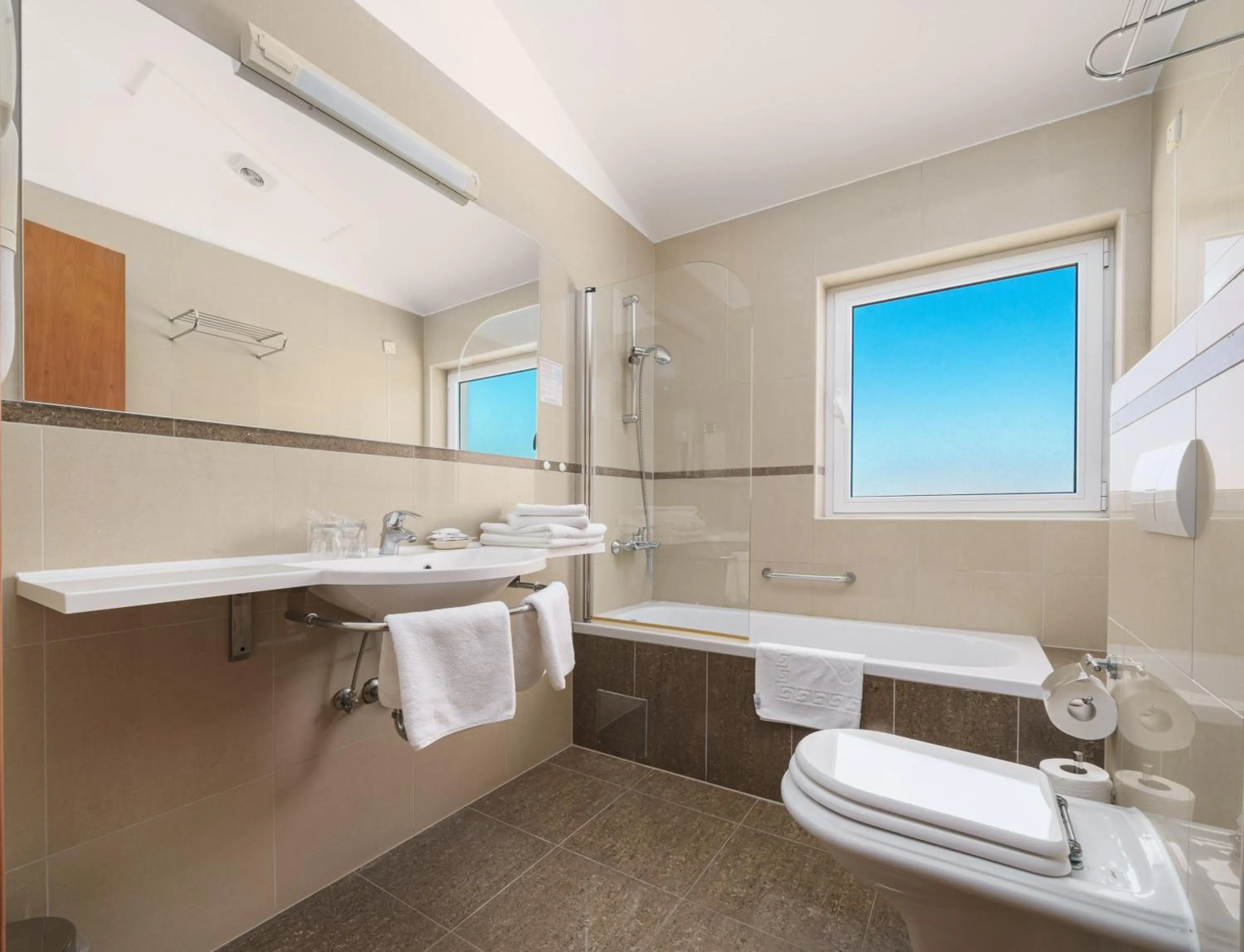 Toilet in Hotel Duje