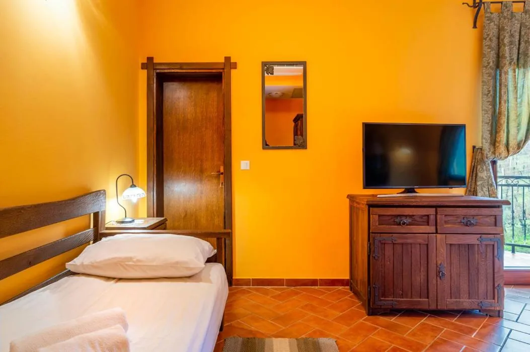 Bed in Stupnički Dvori Winery Hotel