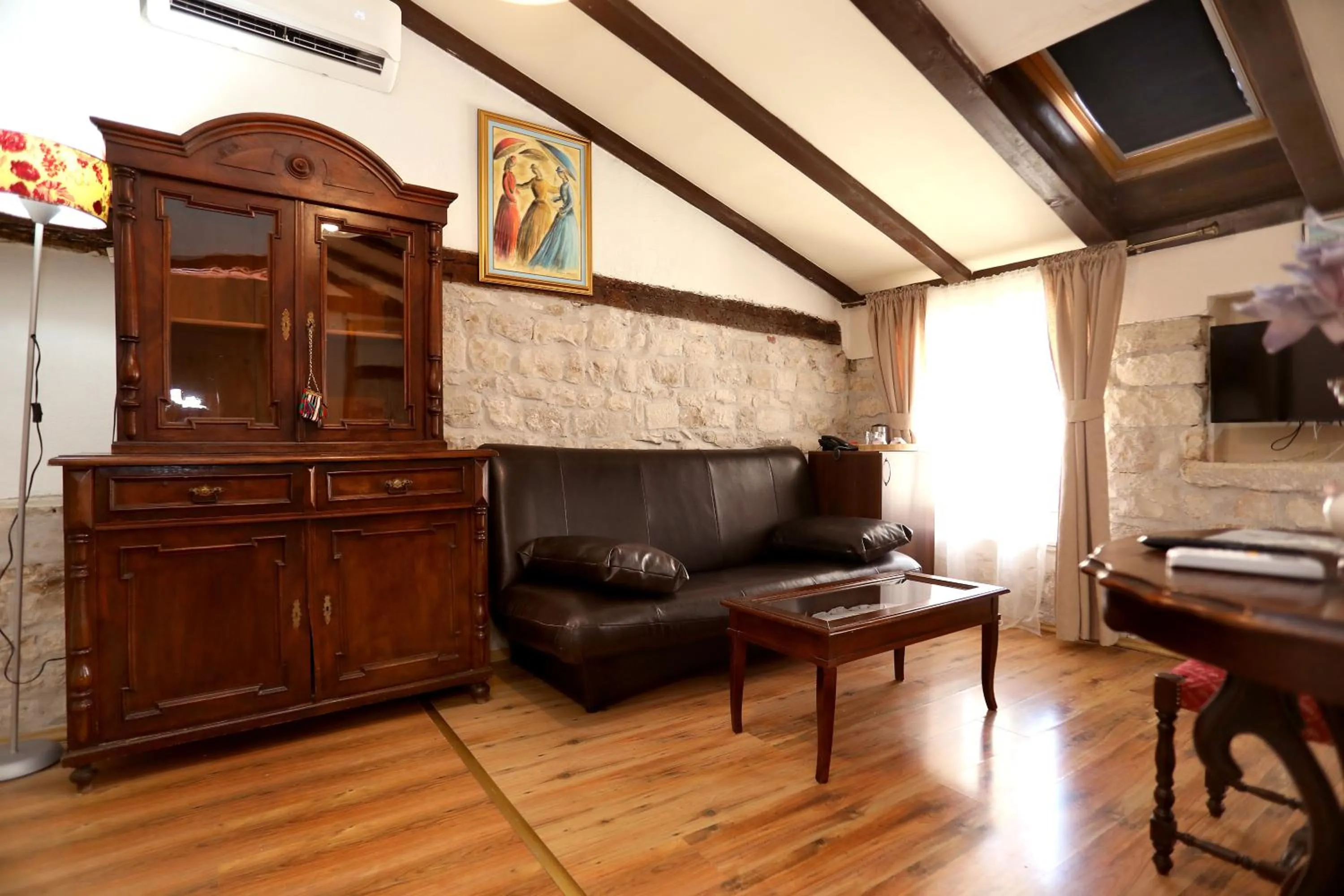 Seating area in Villa Carrara