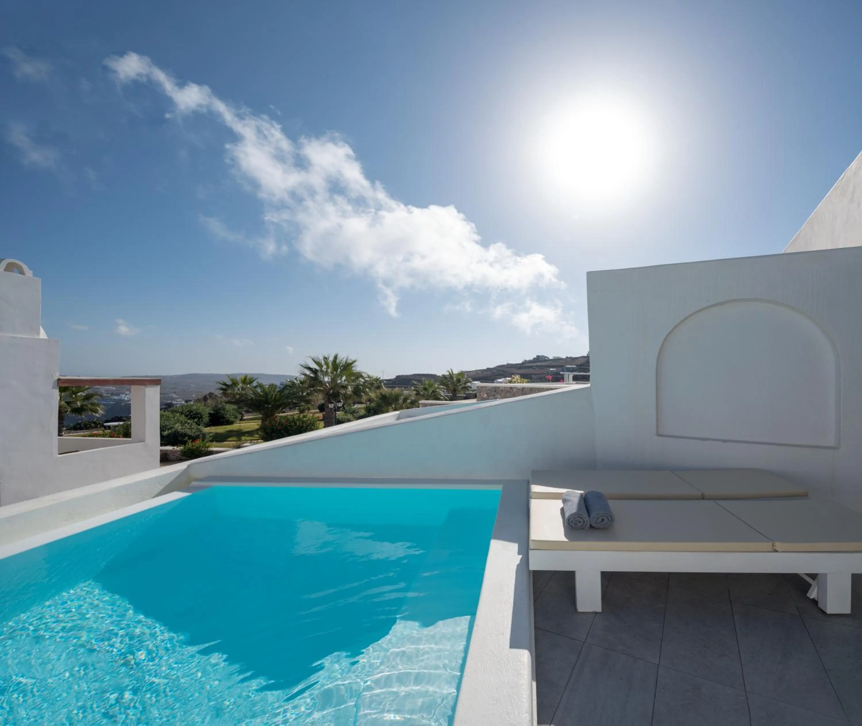 Swimming pool in Maison Des Lys - Luxury Suites
