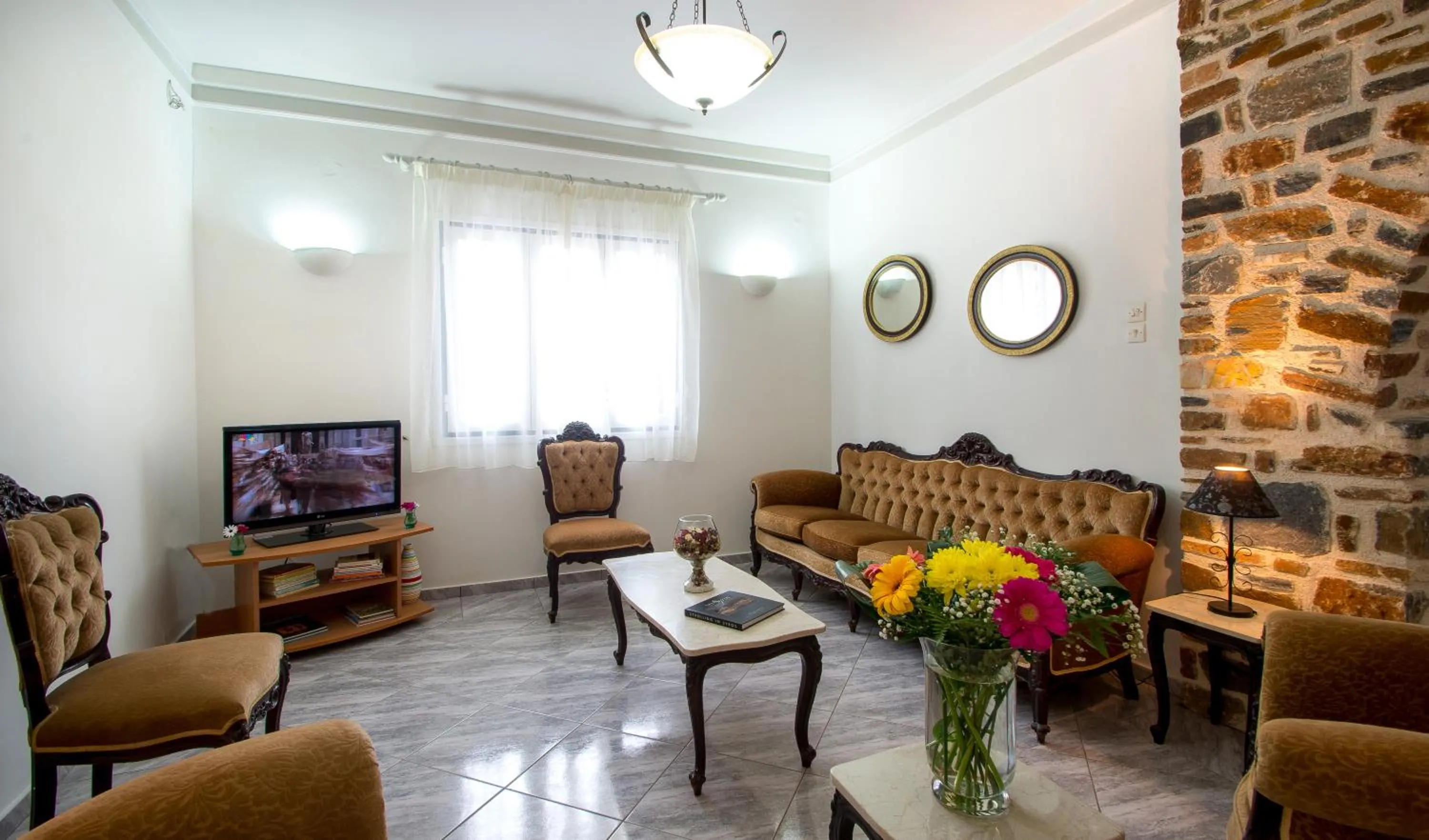 Communal lounge/ TV room in Syros Atlantis