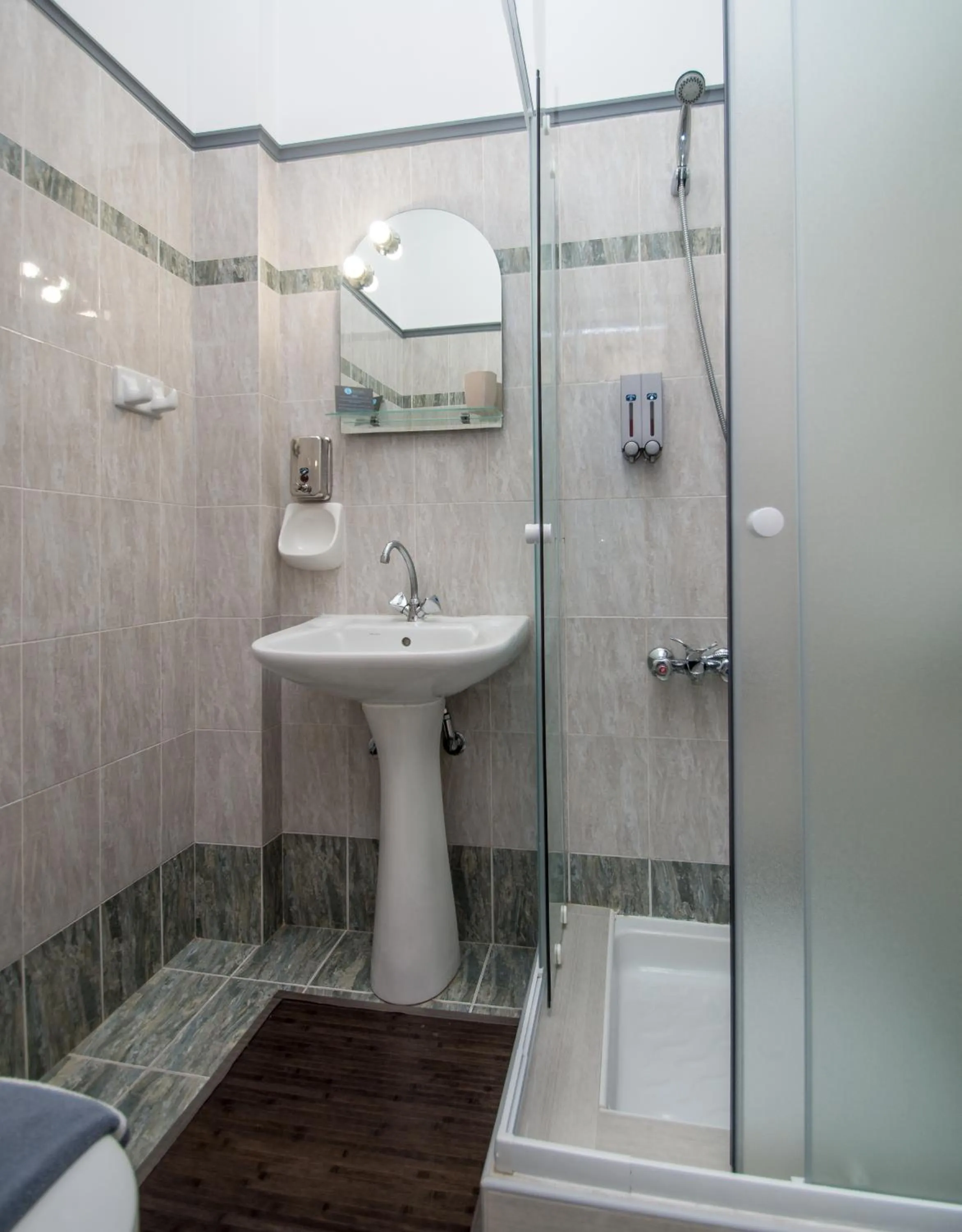 Bathroom in Syros Atlantis