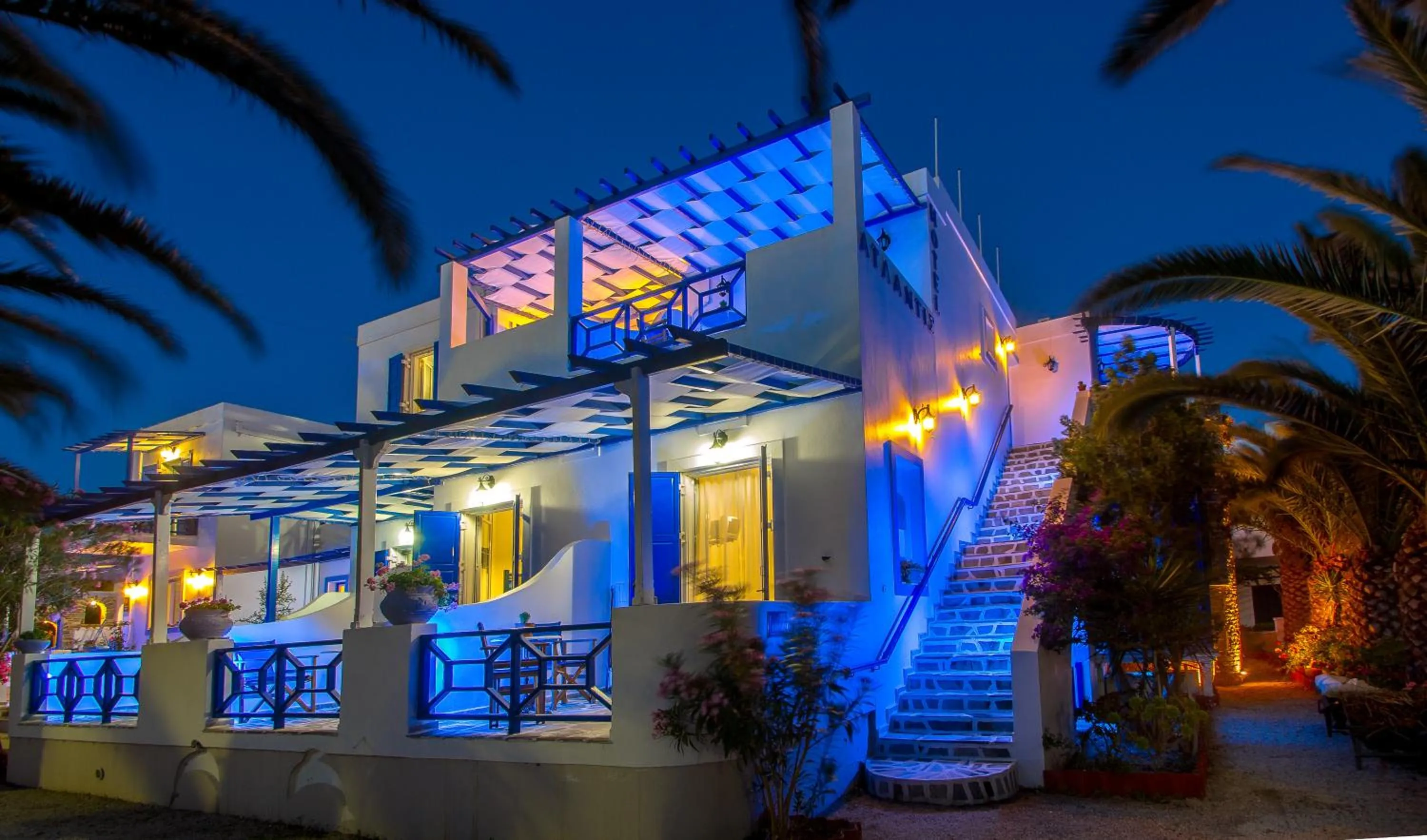 Facade/entrance in Syros Atlantis