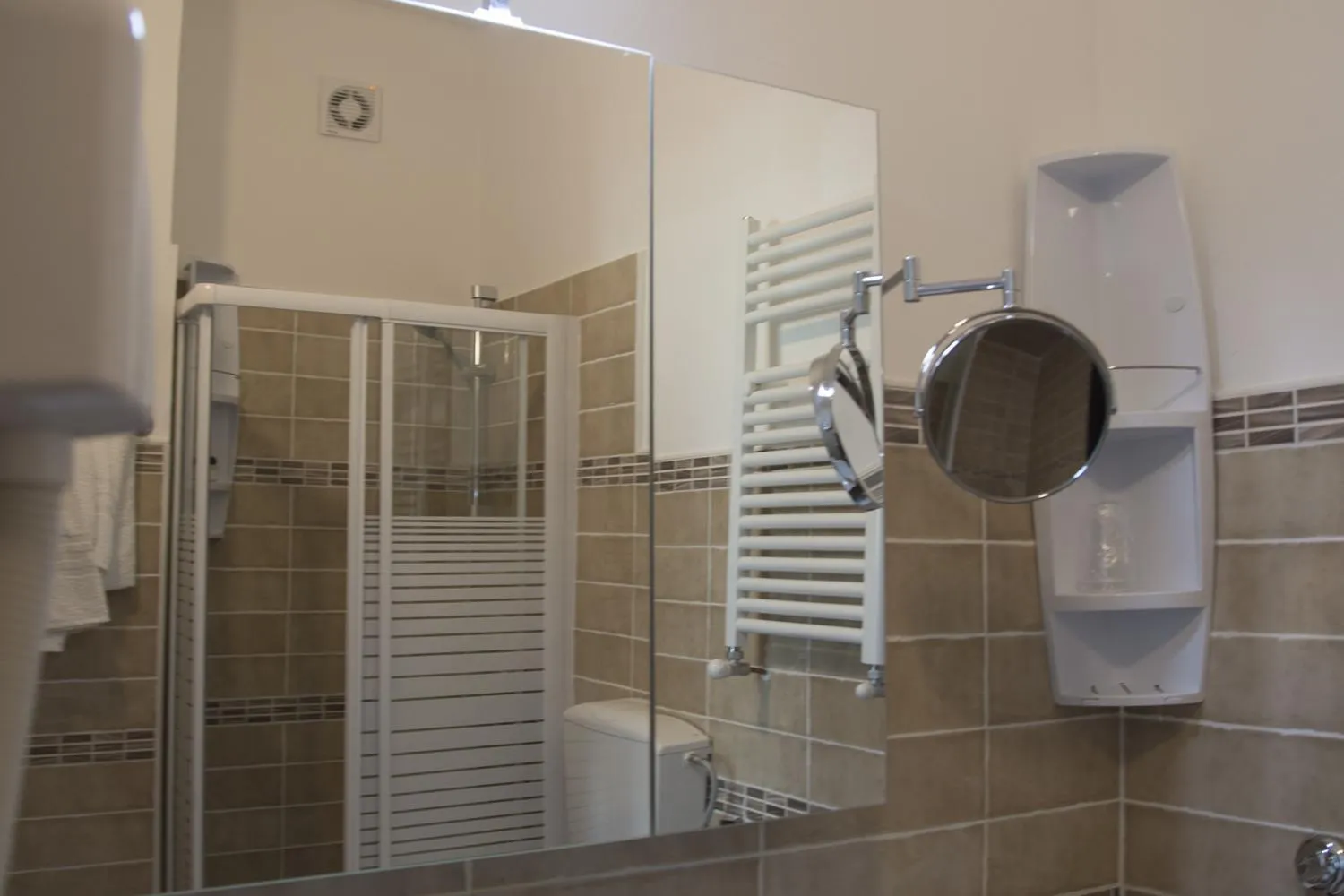 Bathroom in Ristorante Albergo Gerardo Di Masi