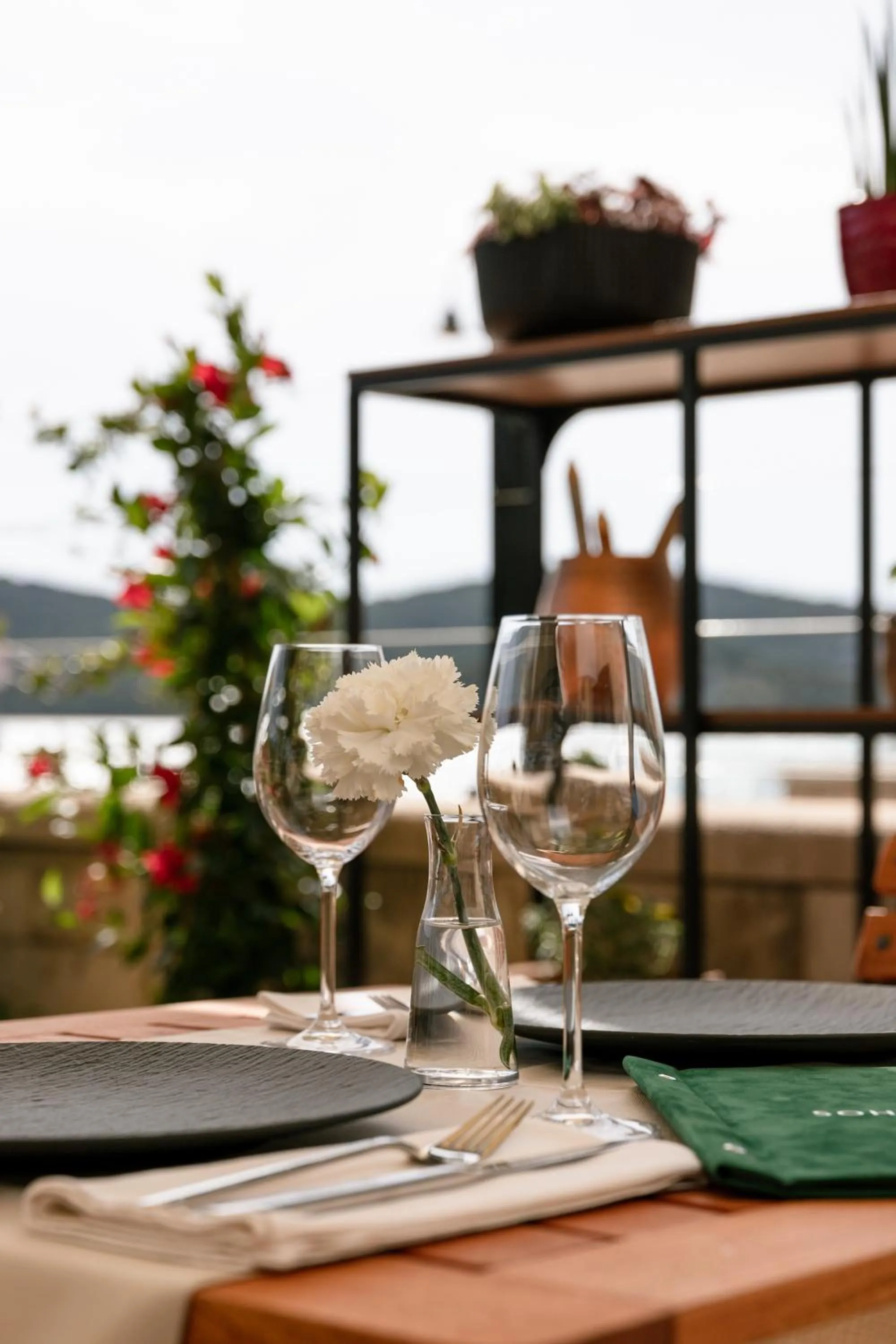 Restaurant/places to eat in Heritage Hotel Tisno