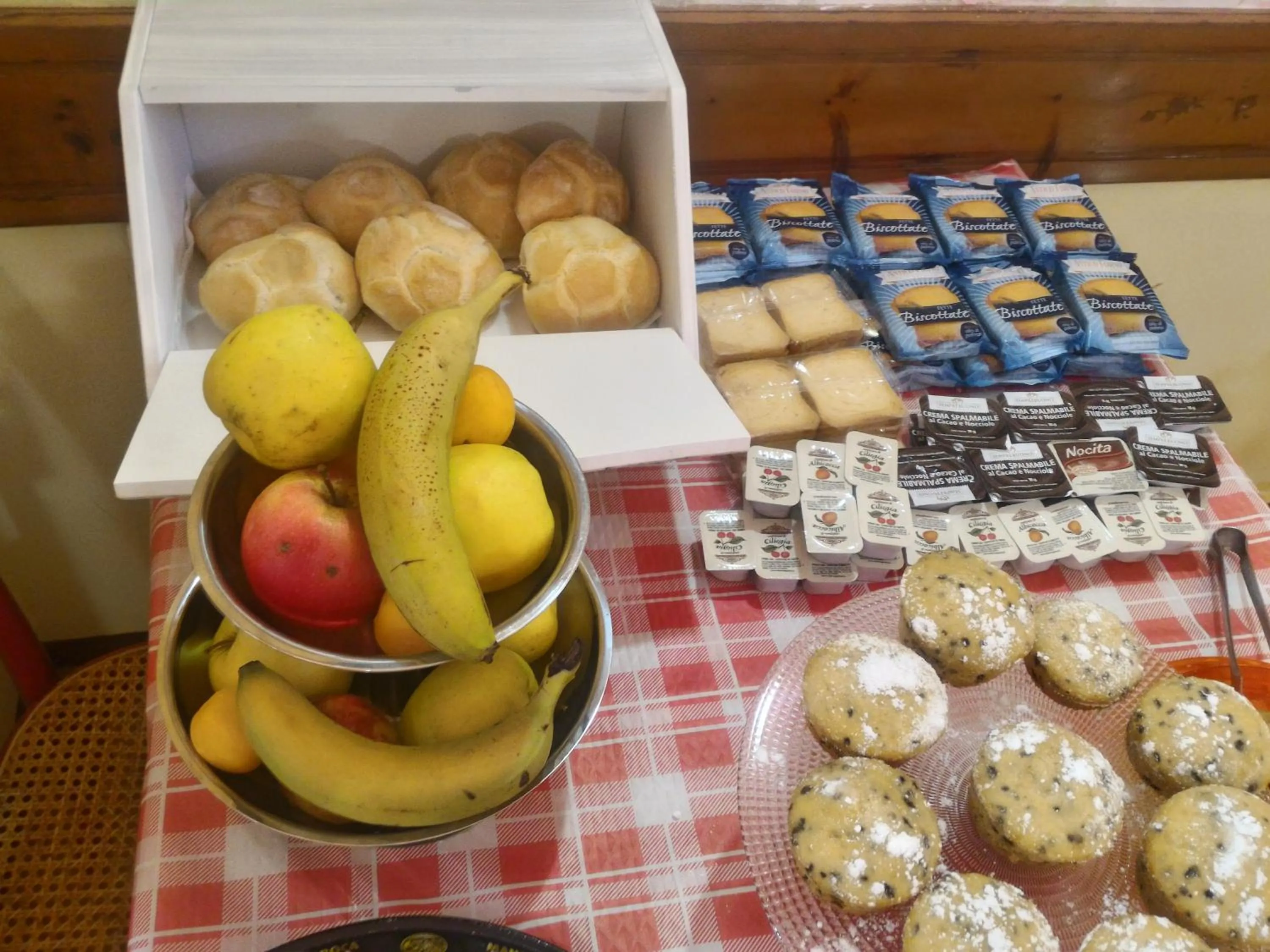 Breakfast, Food in Hotel Santuario