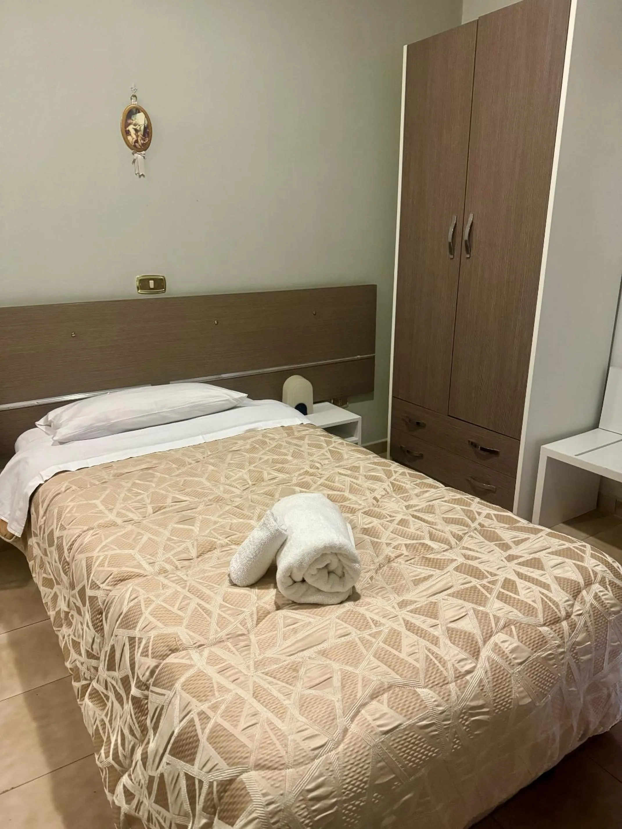 Bed in Hotel Santuario