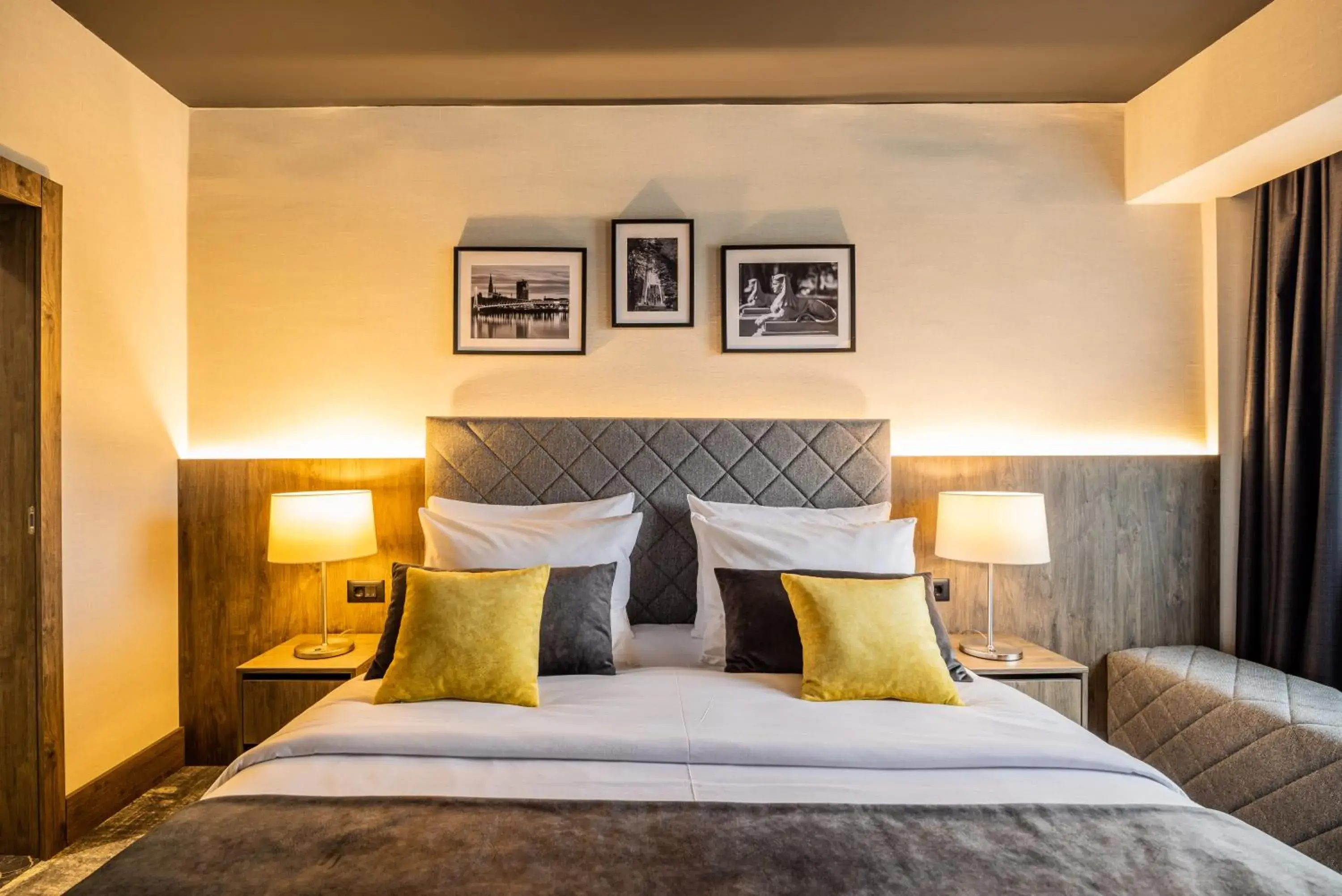 Junior Suite in Hotel Osijek Junior Suite in Hotel Osijek