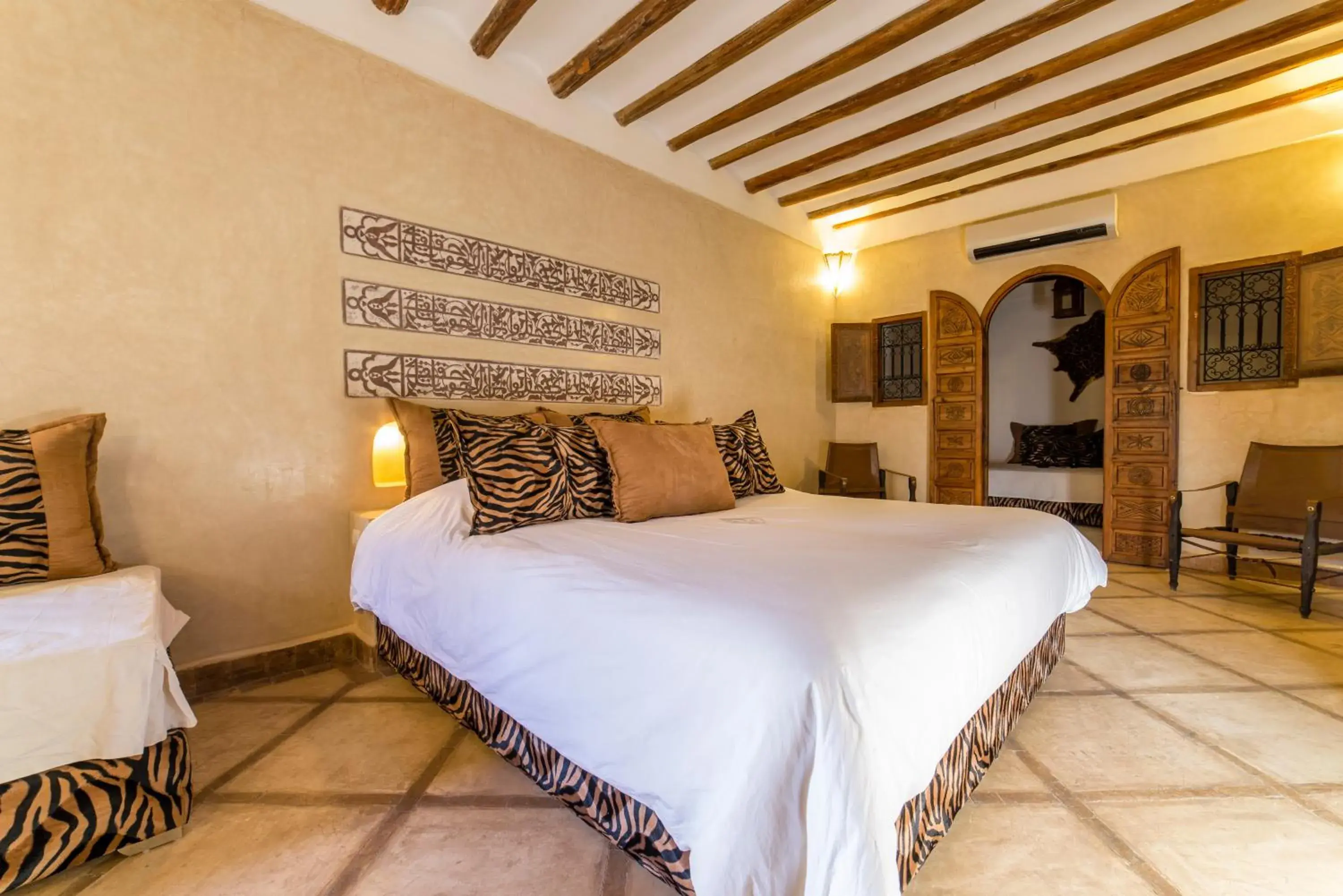 Suite - single occupancy in Riad See Moon And Spa Suite - single occupancy in Riad See Moon And Spa