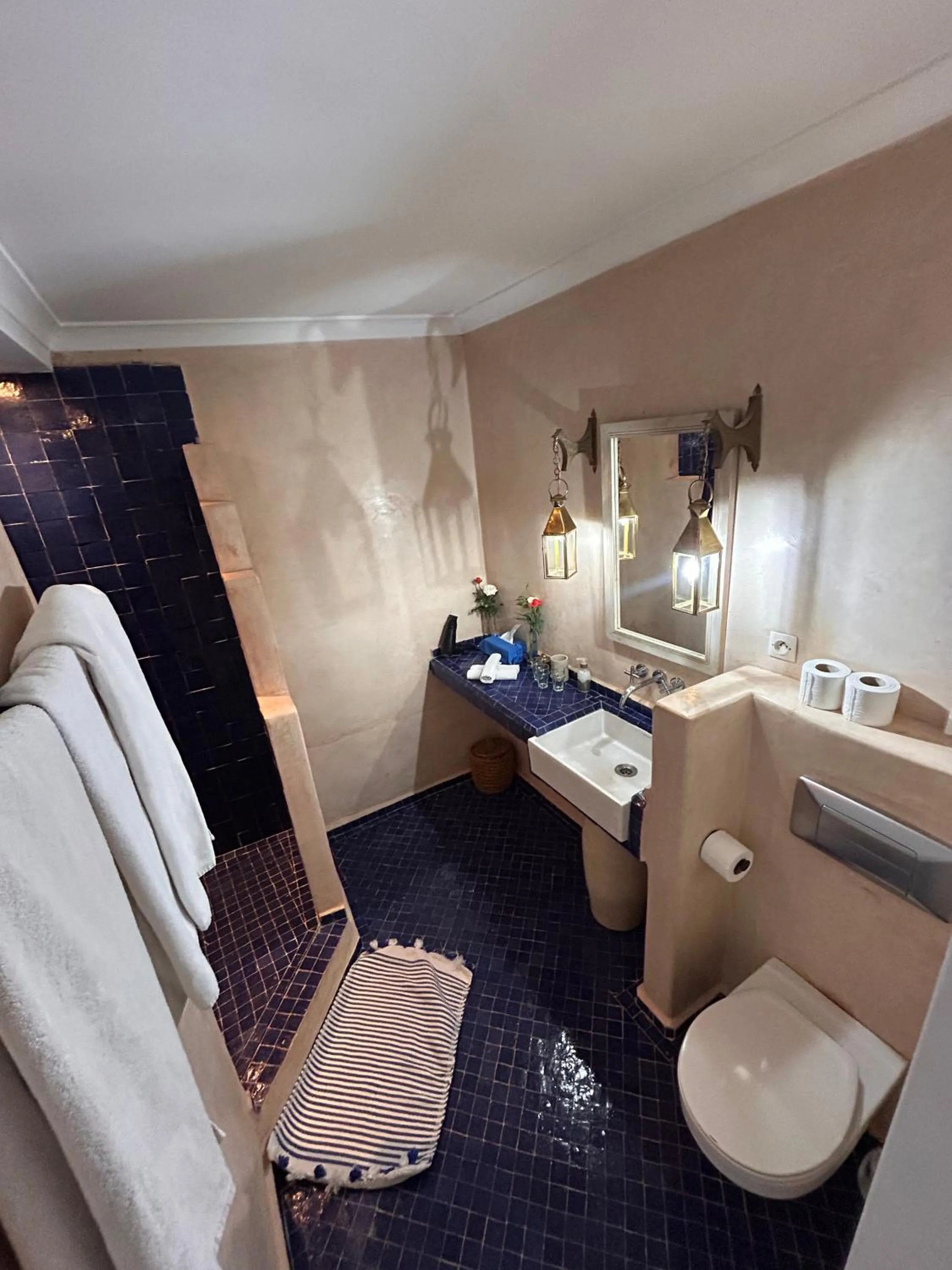 Bathroom in Riad See Moon And Spa