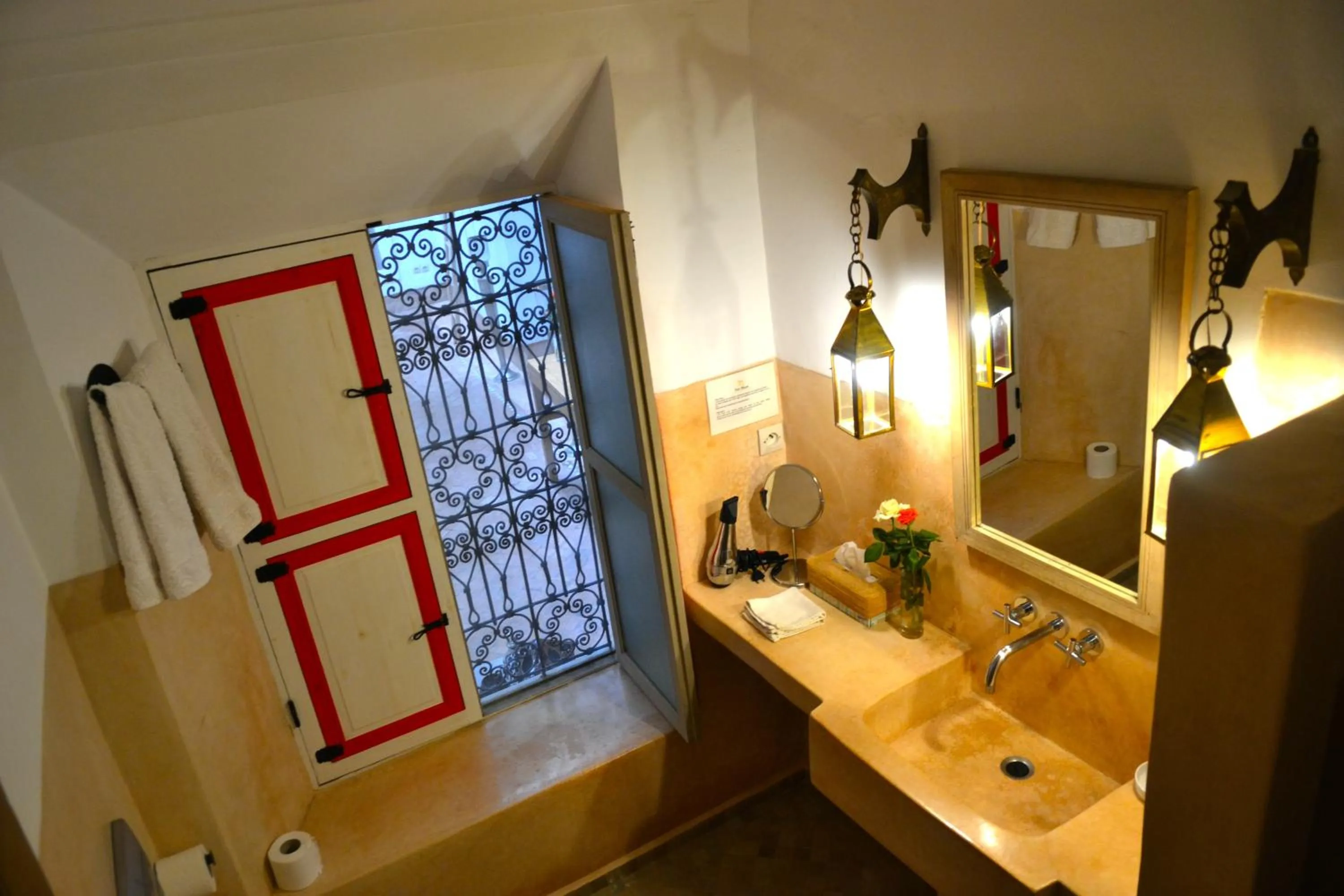 Bathroom in Riad See Moon And Spa