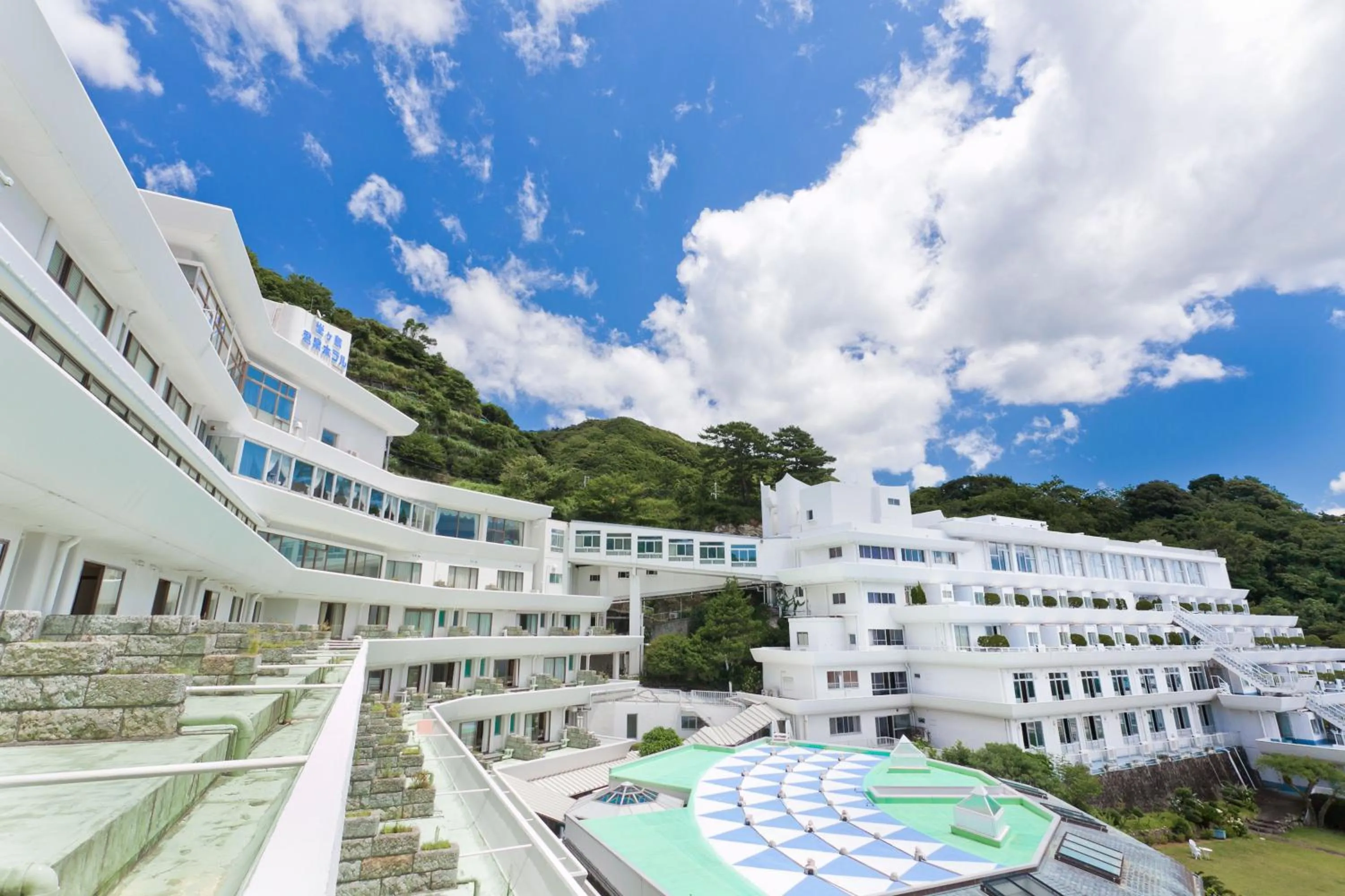 Property building in Dogashima Onsen Hotel