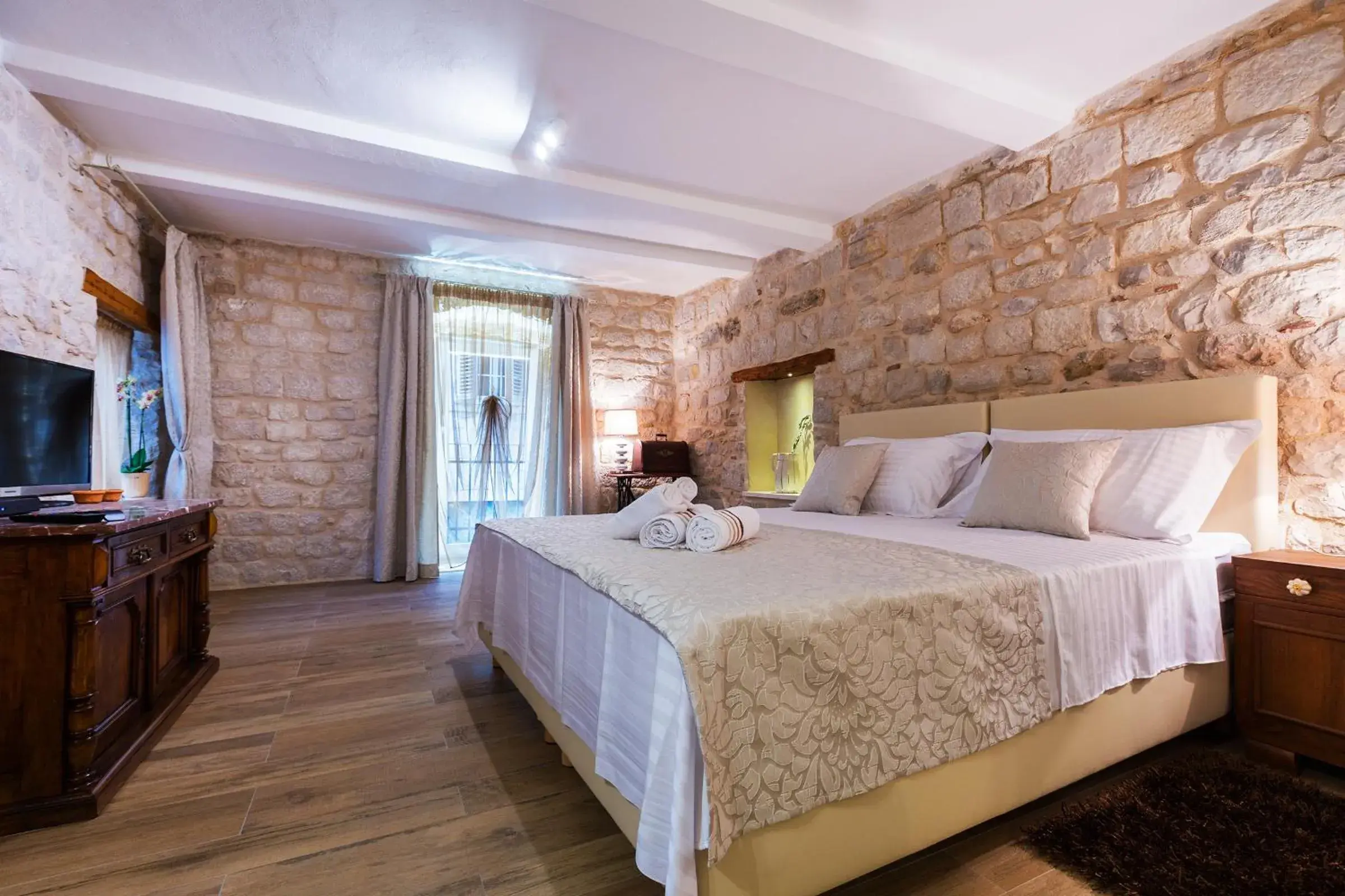 Apartment with Balcony in Apartments & Rooms Dujam Apartment with Balcony in Apartments & Rooms Dujam