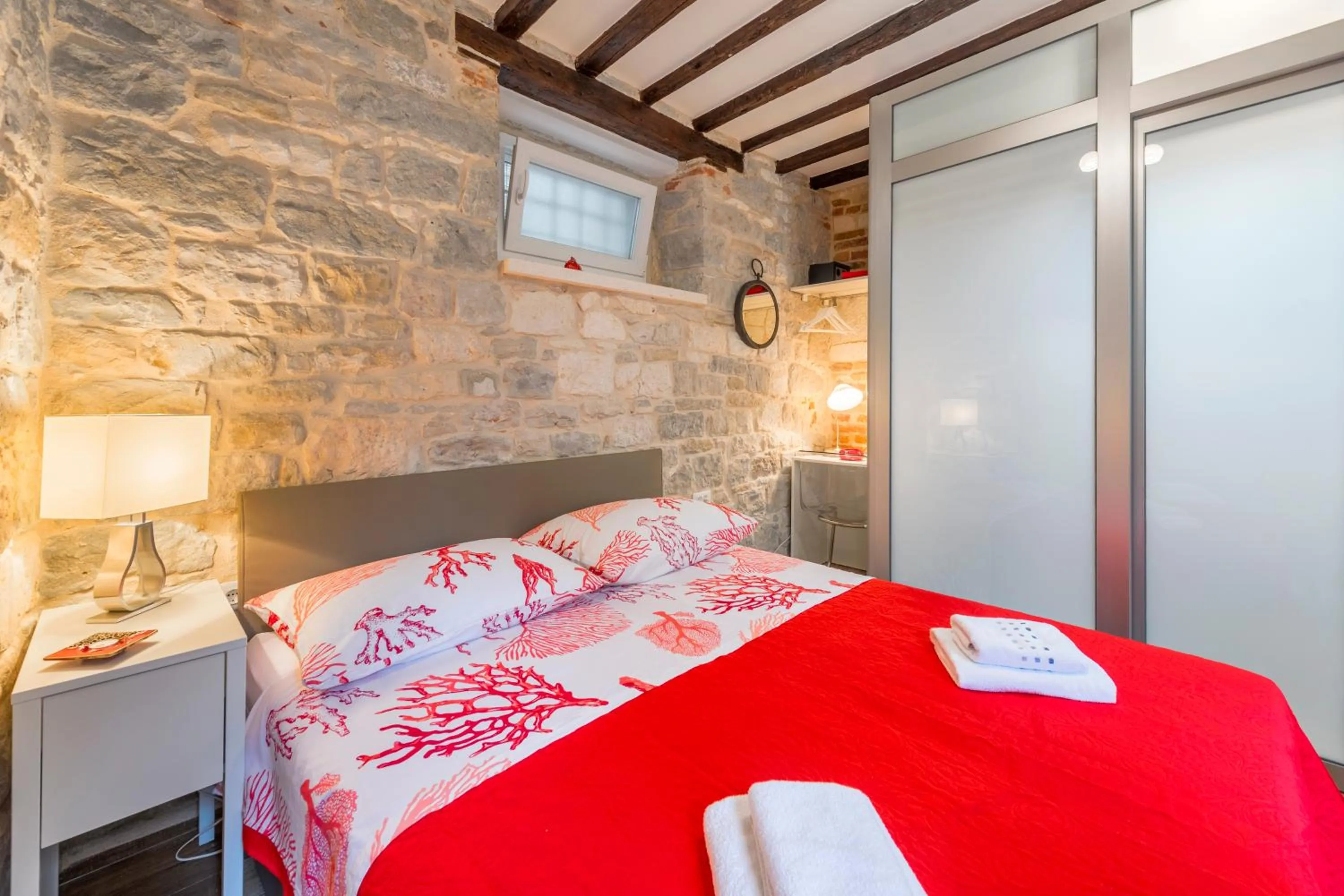 Bed in Apartments & Rooms Dujam