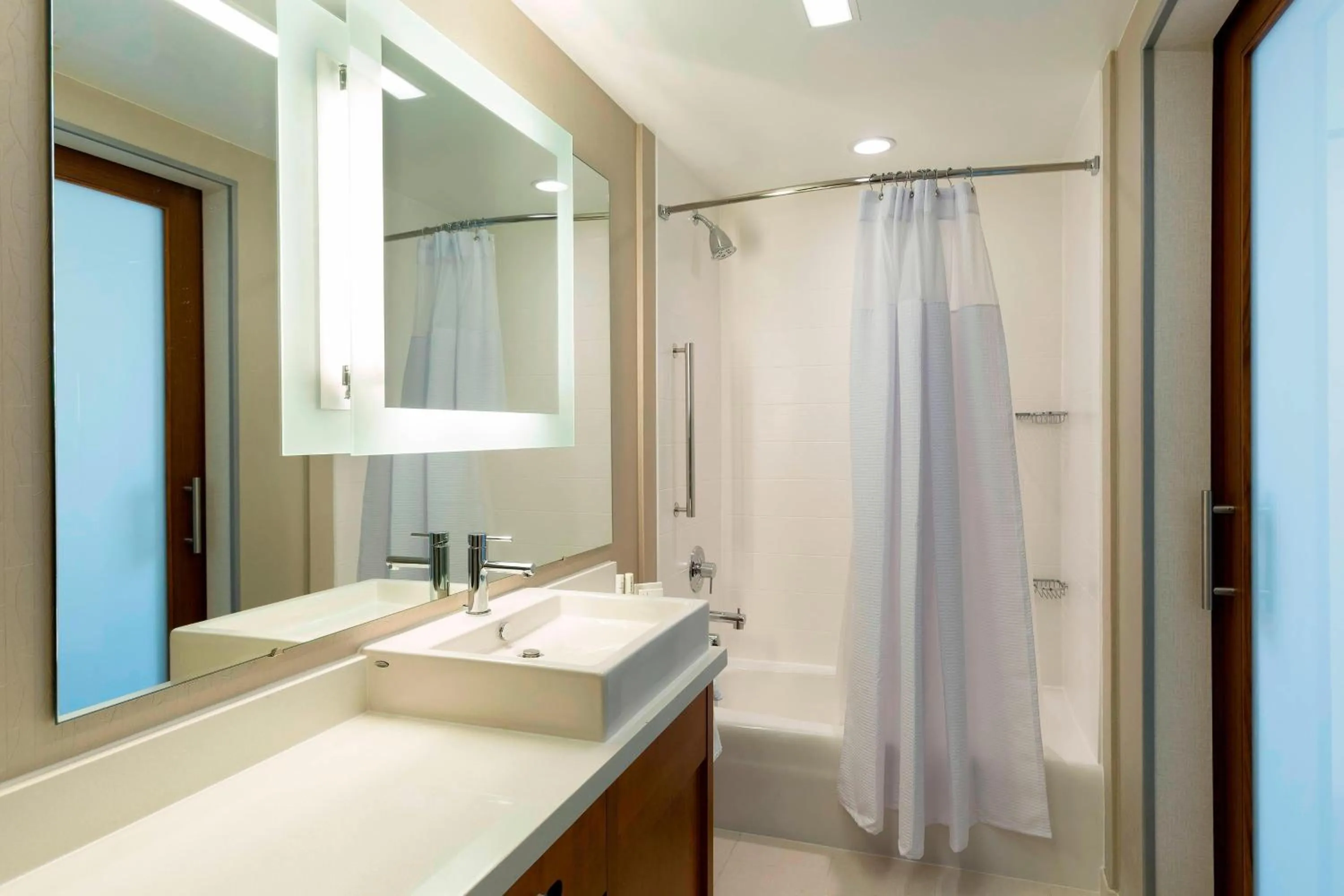 Bathroom in SpringHill Suites Orange Beach at The Wharf