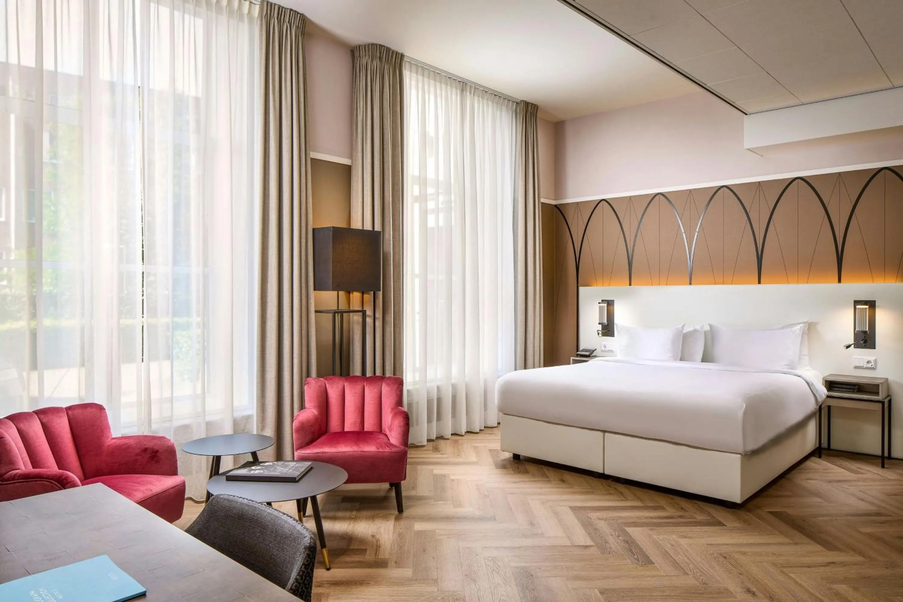 Photo of the whole room, Bed in Hotel Nassau Breda, Autograph Collection